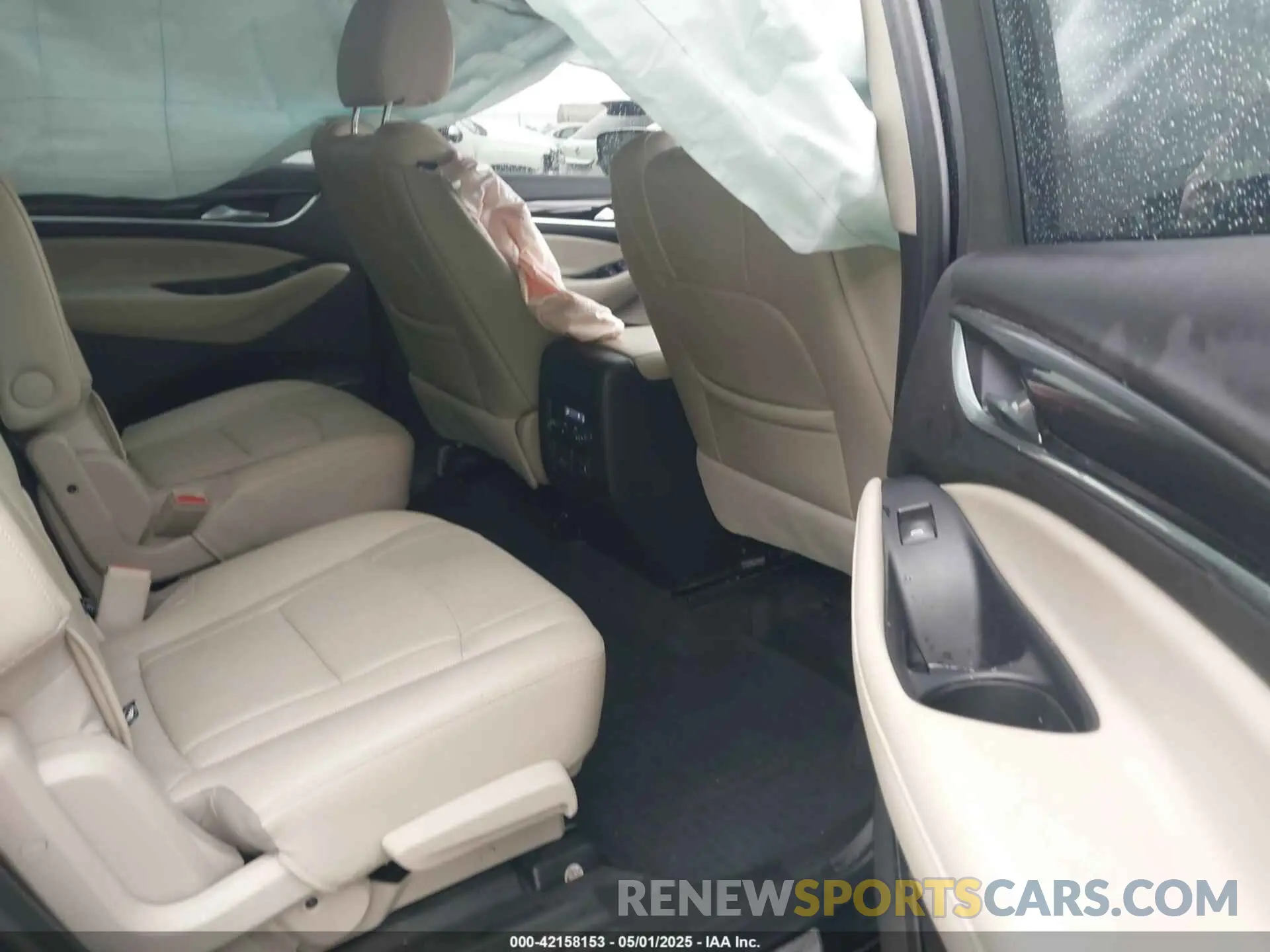 8 Photograph of a damaged car 5GAEVBKW4LJ298699 BUICK ENCLAVE 2020