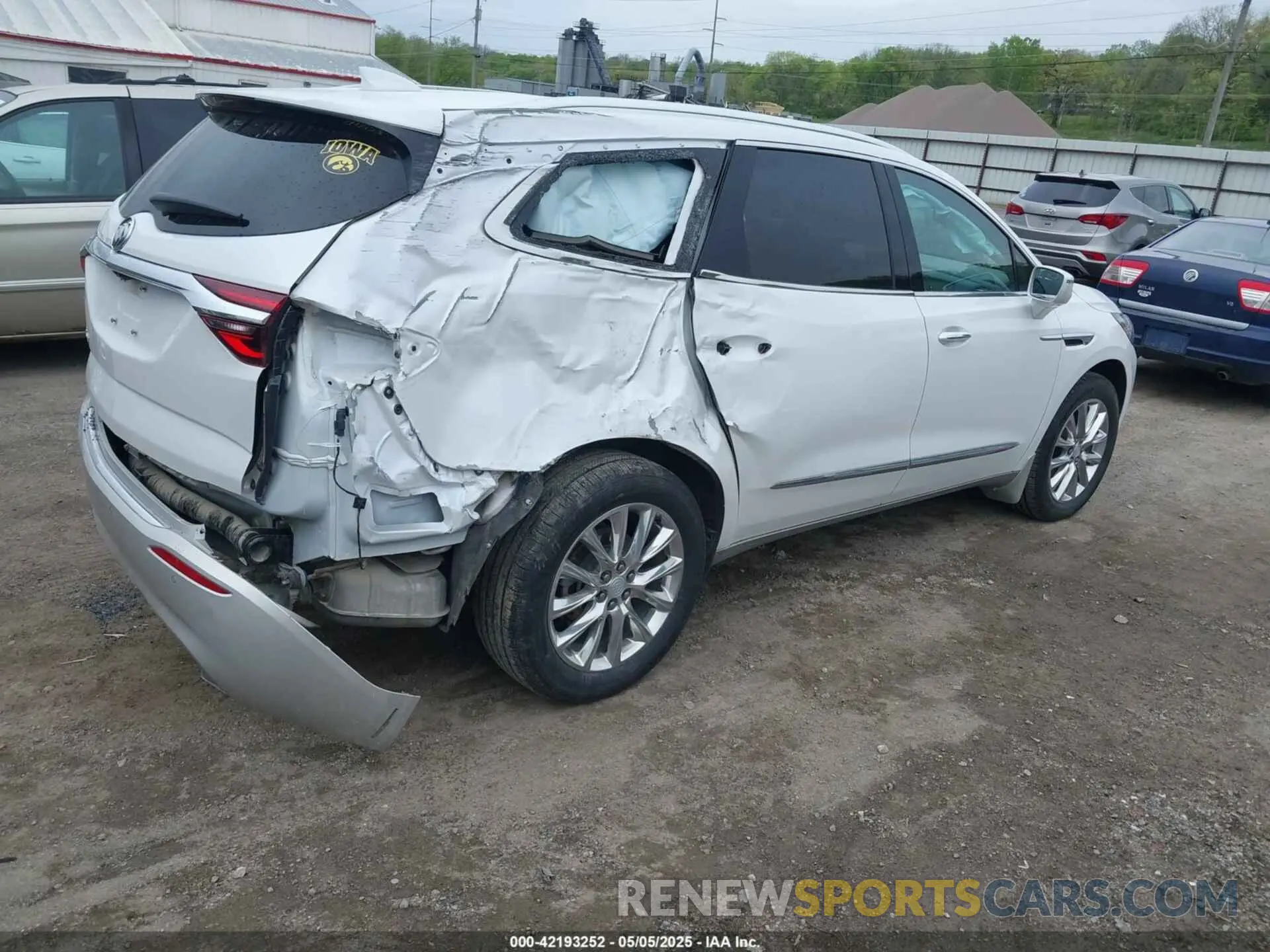 4 Photograph of a damaged car 5GAEVBKW7LJ146223 BUICK ENCLAVE 2020