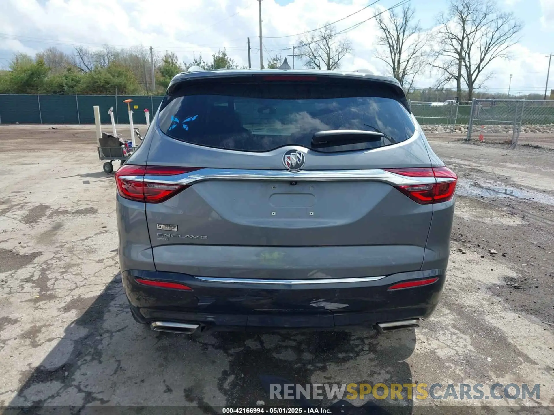17 Photograph of a damaged car 5GAEVBKW7LJ280746 BUICK ENCLAVE 2020