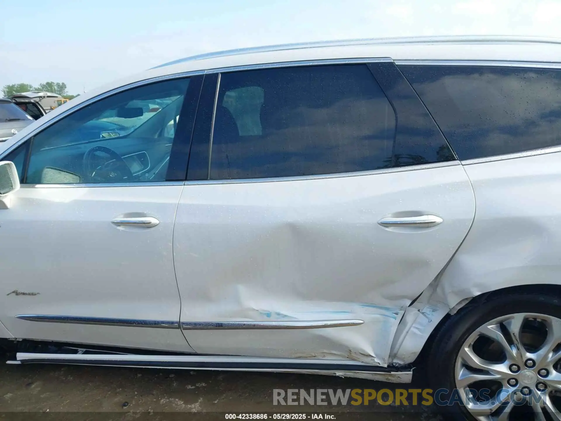 14 Photograph of a damaged car 5GAEVCKW2LJ328739 BUICK ENCLAVE 2020