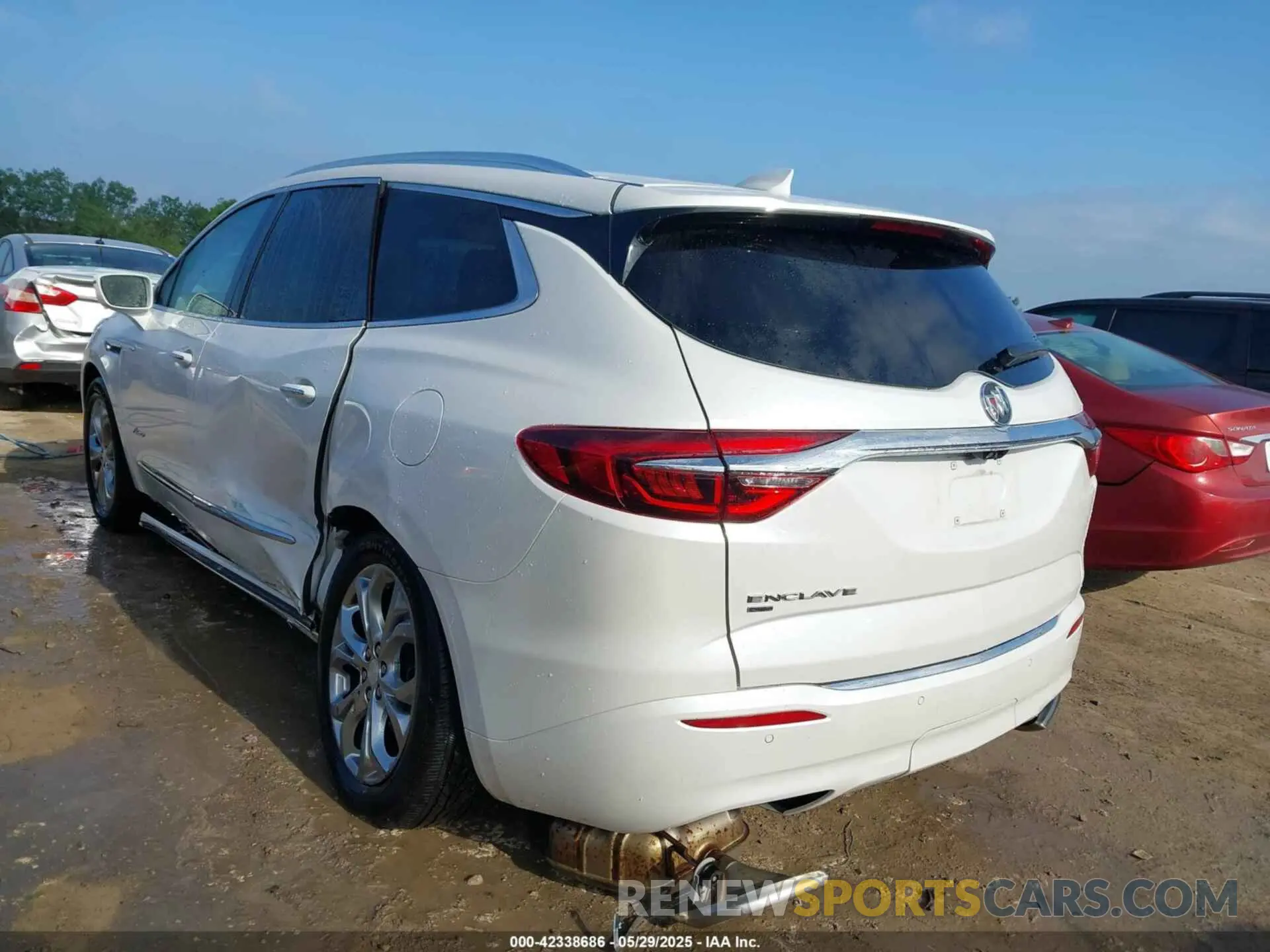 3 Photograph of a damaged car 5GAEVCKW2LJ328739 BUICK ENCLAVE 2020