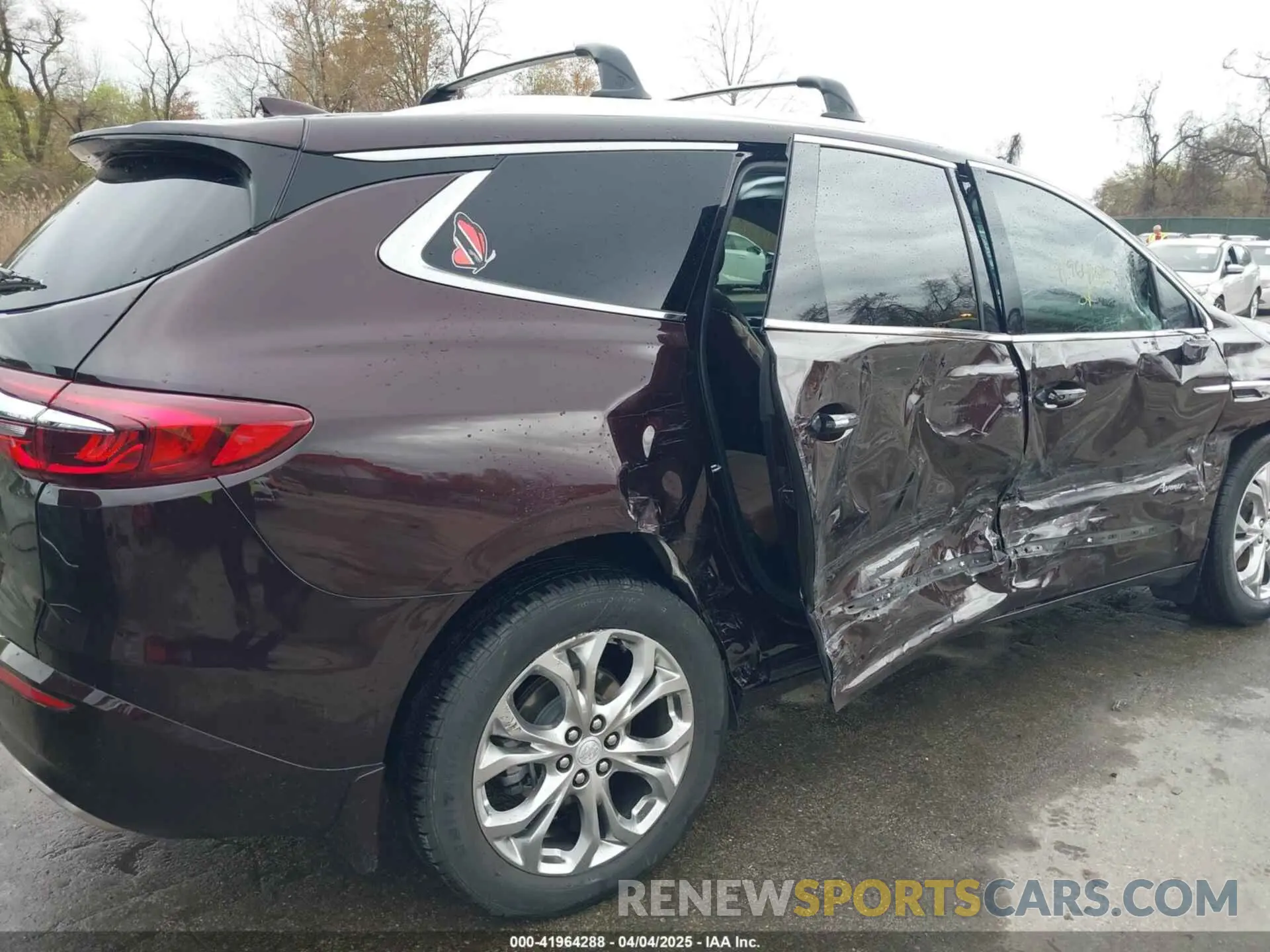 18 Photograph of a damaged car 5GAEVCKW8LJ288179 BUICK ENCLAVE 2020