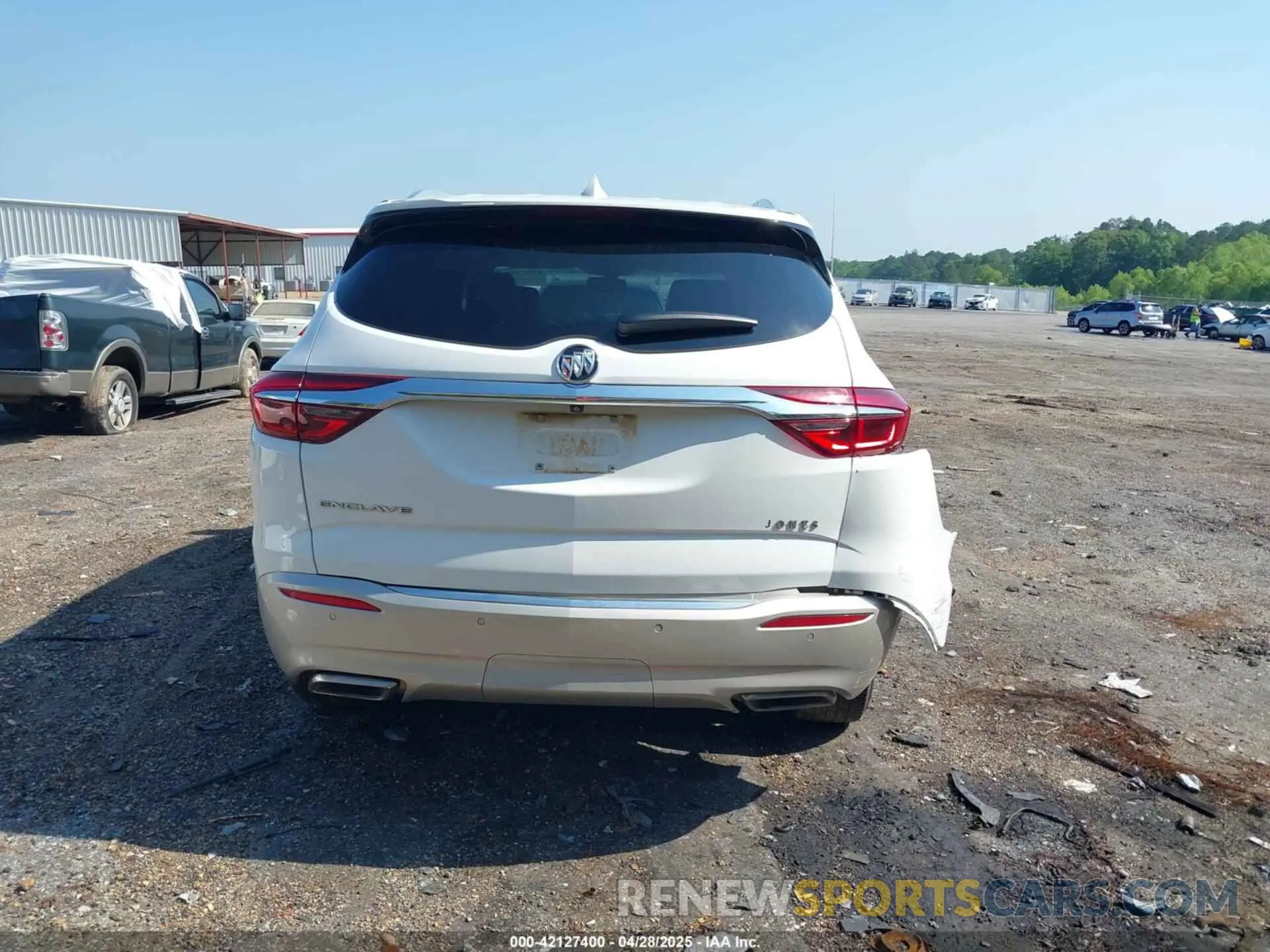 17 Photograph of a damaged car 5GAERBKW3MJ160836 BUICK ENCLAVE 2021
