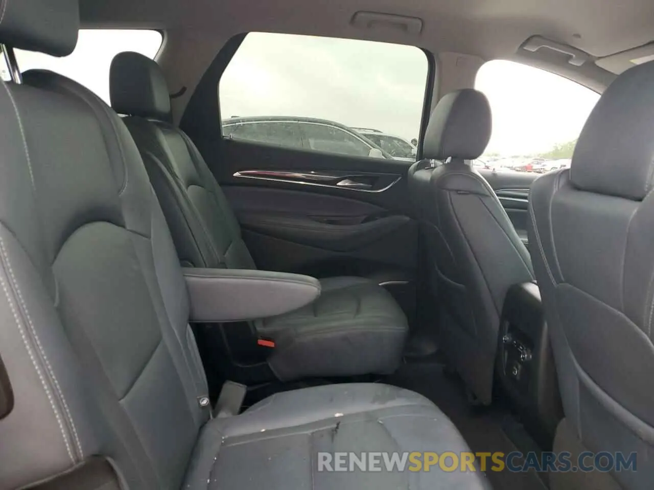 11 Photograph of a damaged car 5GAERBKW5MJ205968 BUICK ENCLAVE 2021