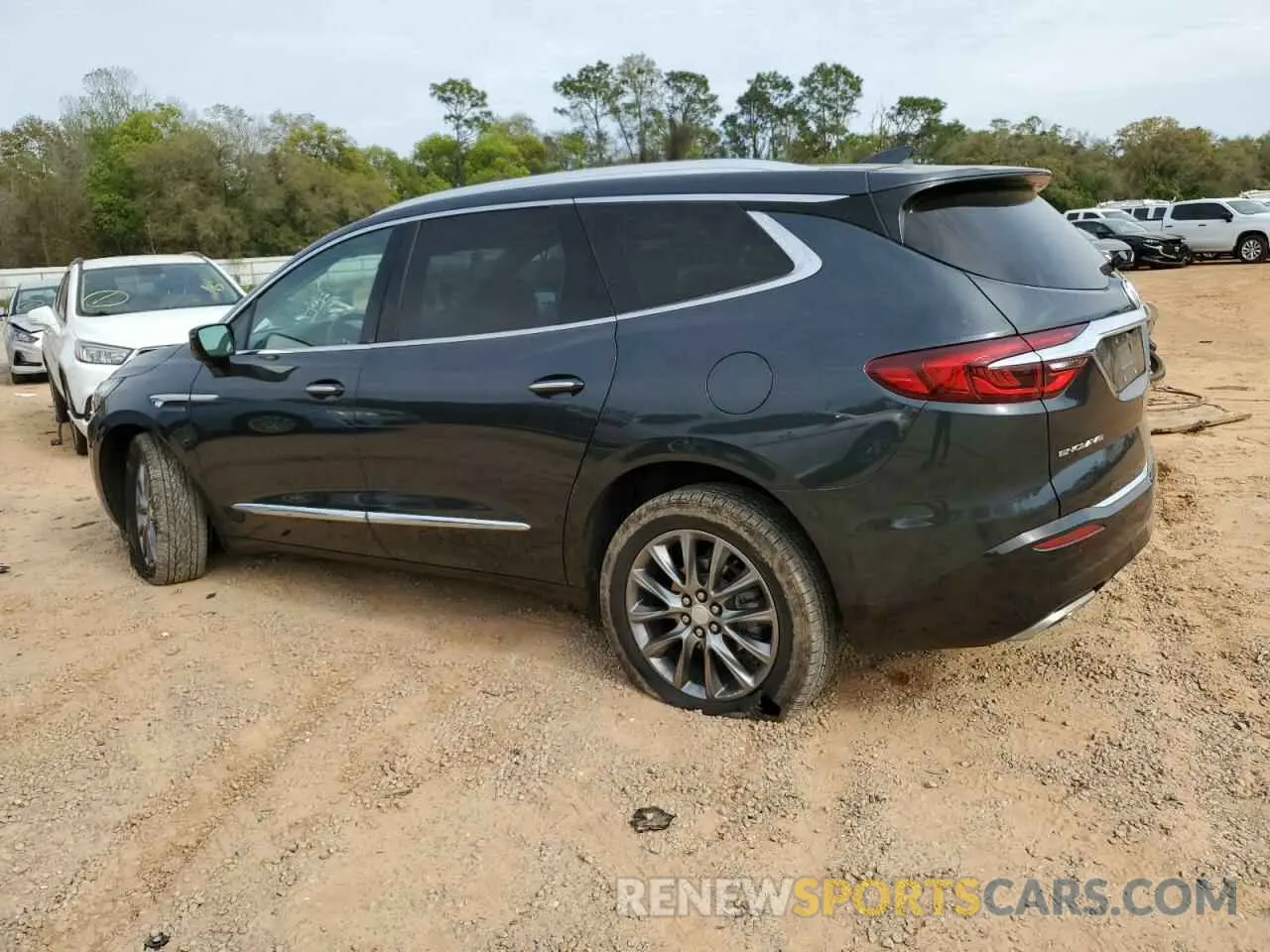 2 Photograph of a damaged car 5GAERBKW8MJ124771 BUICK ENCLAVE 2021