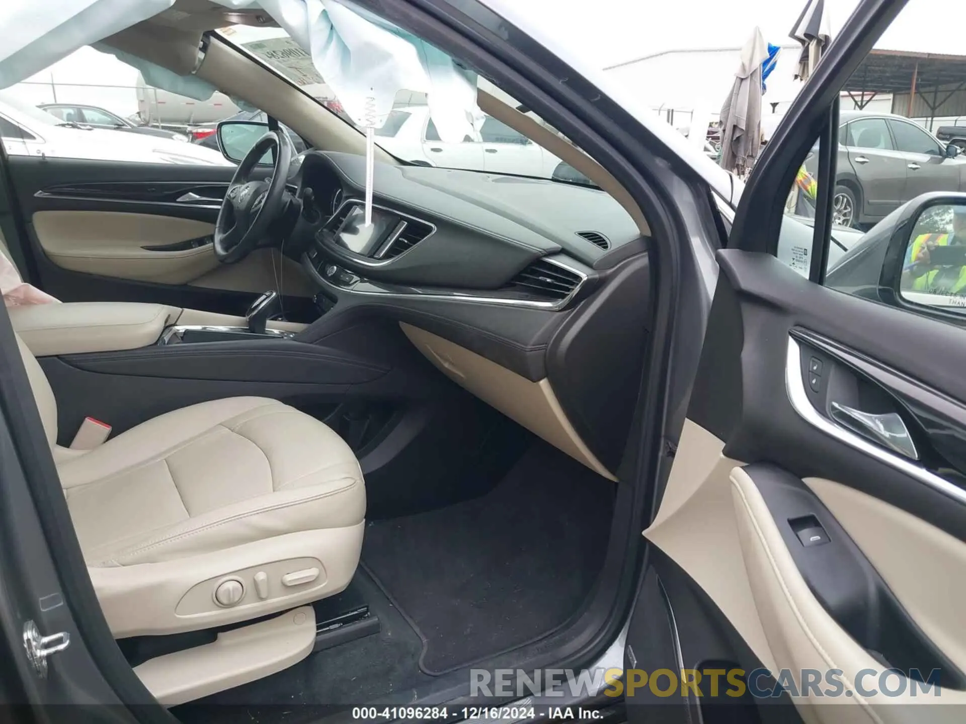 5 Photograph of a damaged car 5GAERBKW8MJ227222 BUICK ENCLAVE 2021