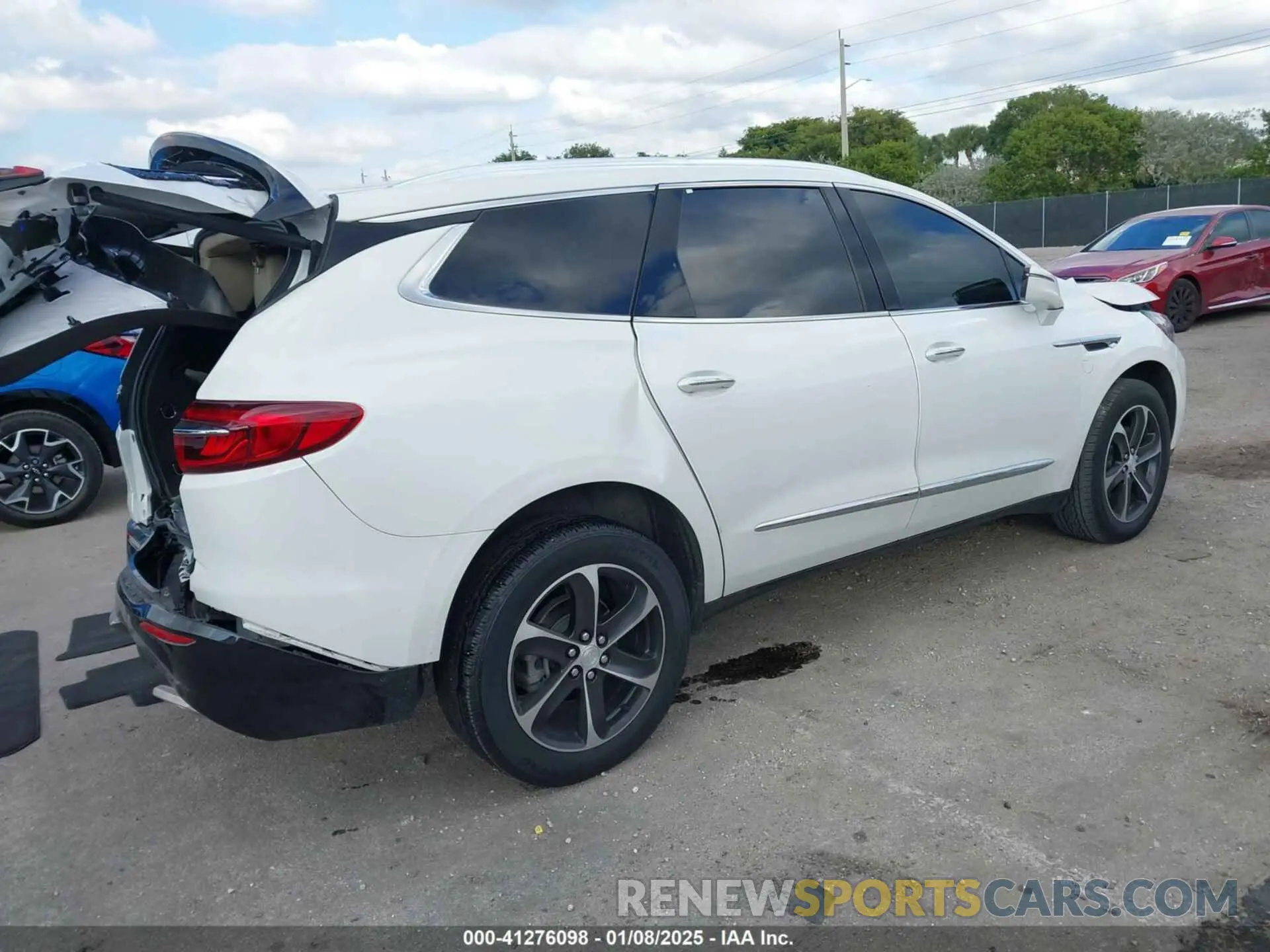 4 Photograph of a damaged car 5GAERBKW9MJ217220 BUICK ENCLAVE 2021