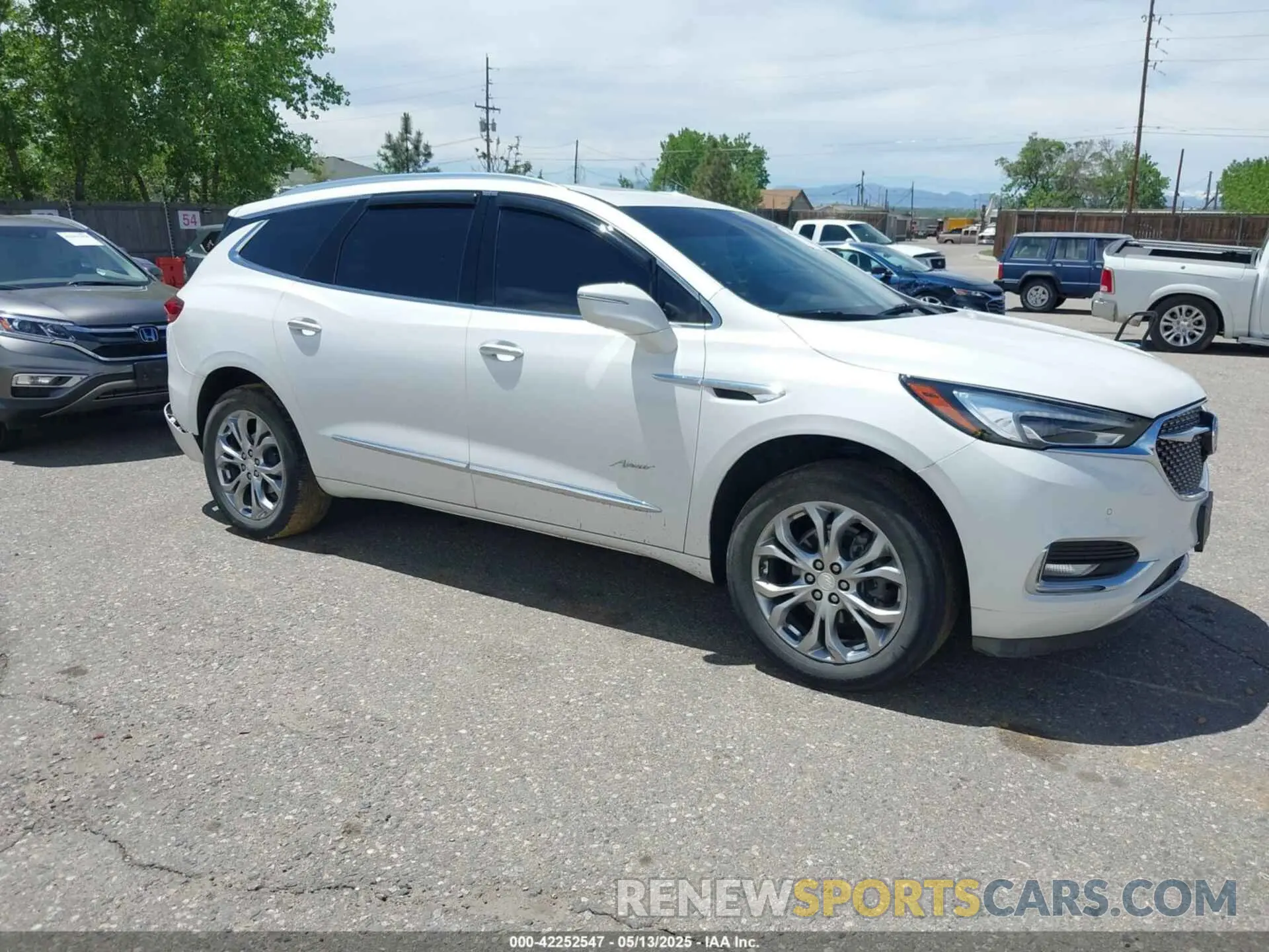 1 Photograph of a damaged car 5GAERDKW3MJ228001 BUICK ENCLAVE 2021