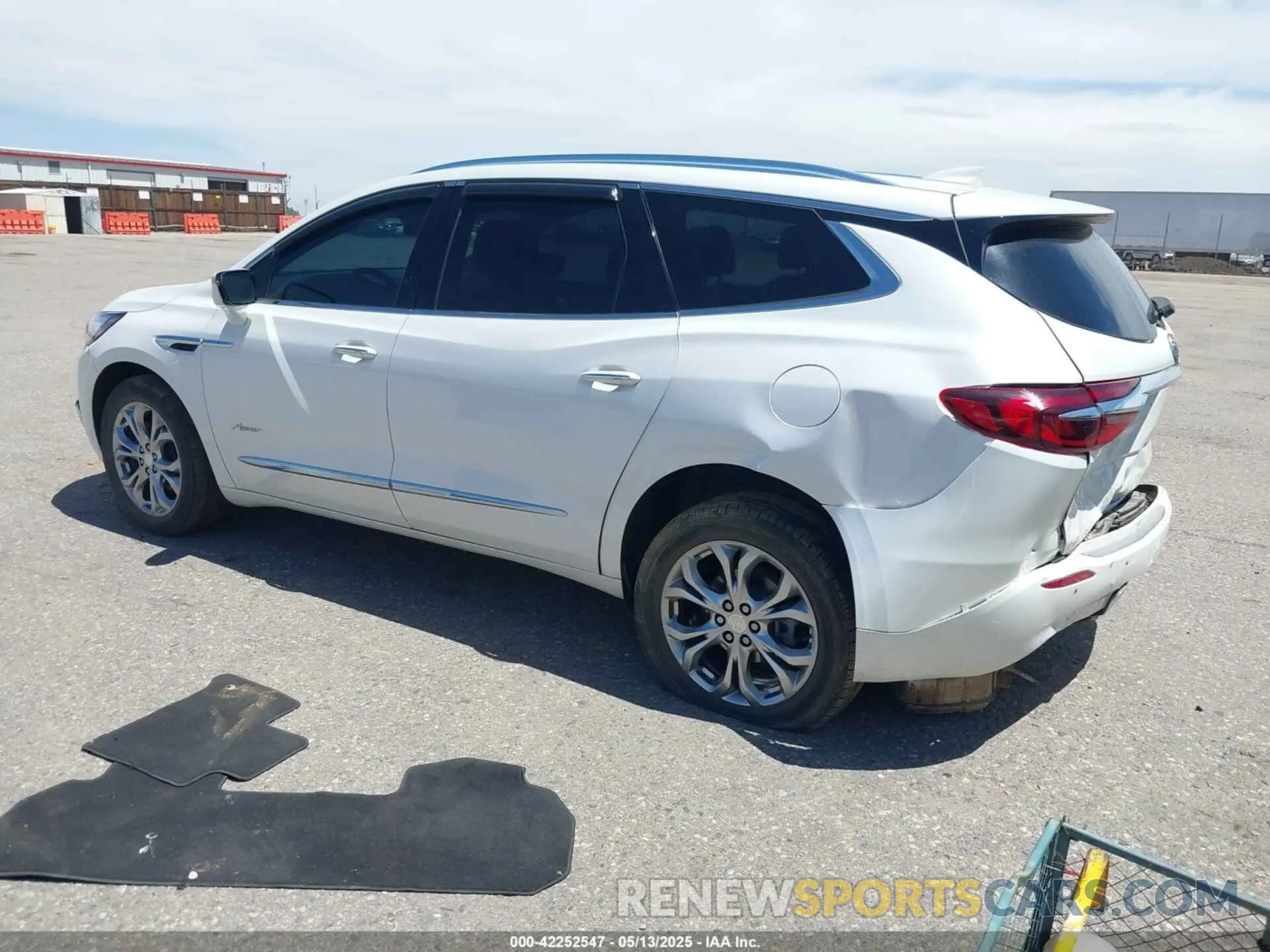 3 Photograph of a damaged car 5GAERDKW3MJ228001 BUICK ENCLAVE 2021