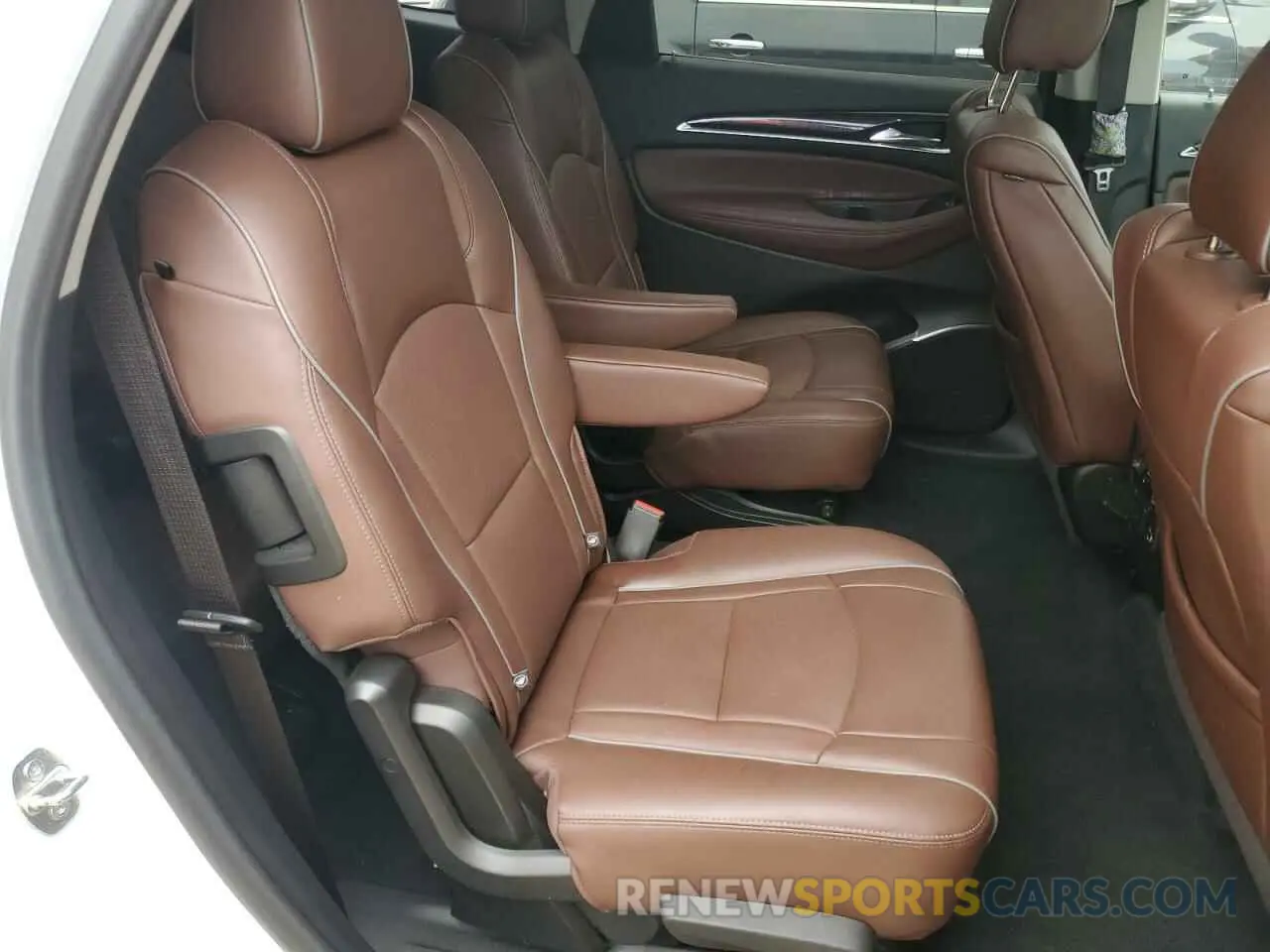 11 Photograph of a damaged car 5GAERDKW5MJ138977 BUICK ENCLAVE 2021