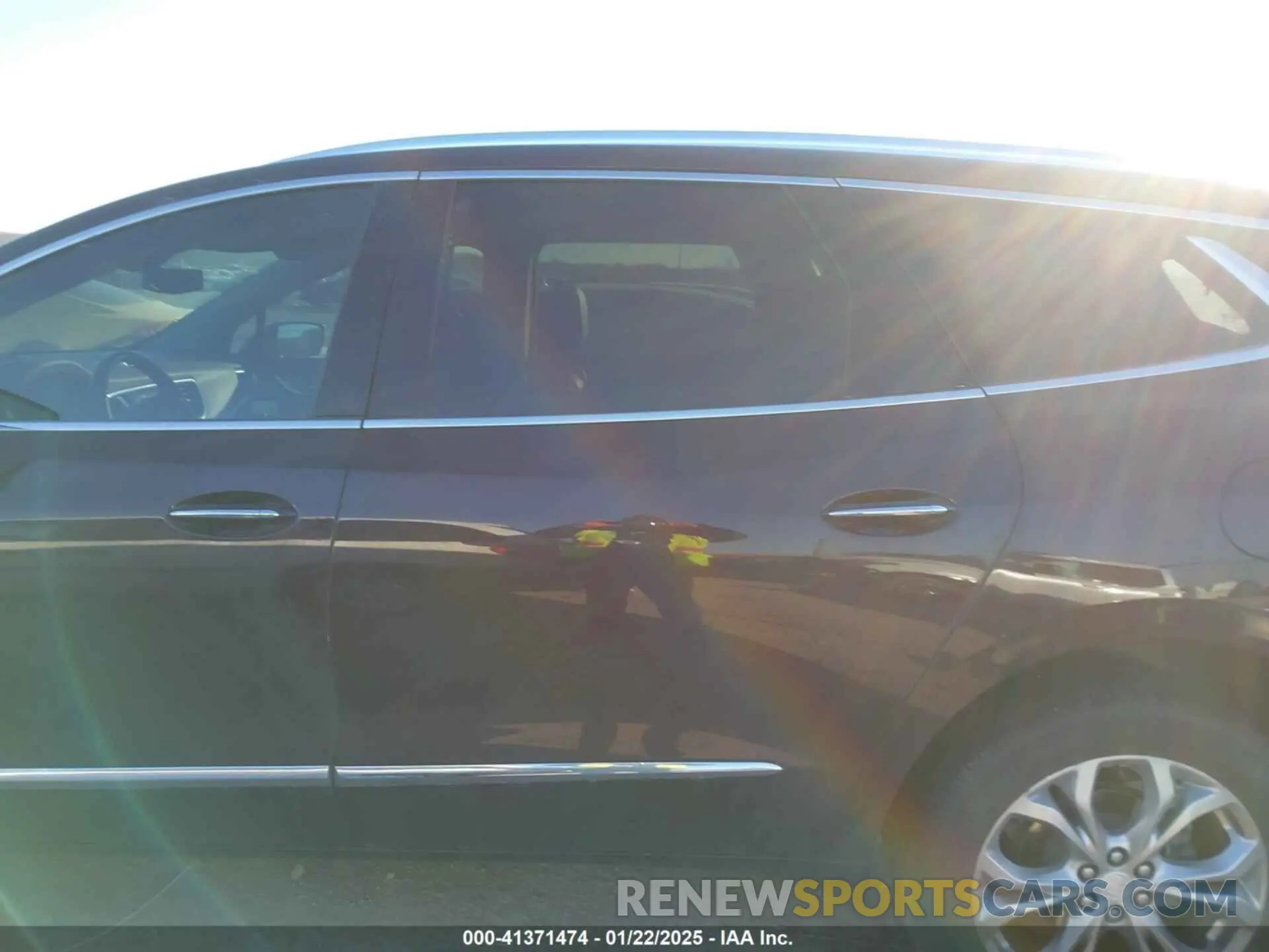 14 Photograph of a damaged car 5GAERDKW7MJ215655 BUICK ENCLAVE 2021