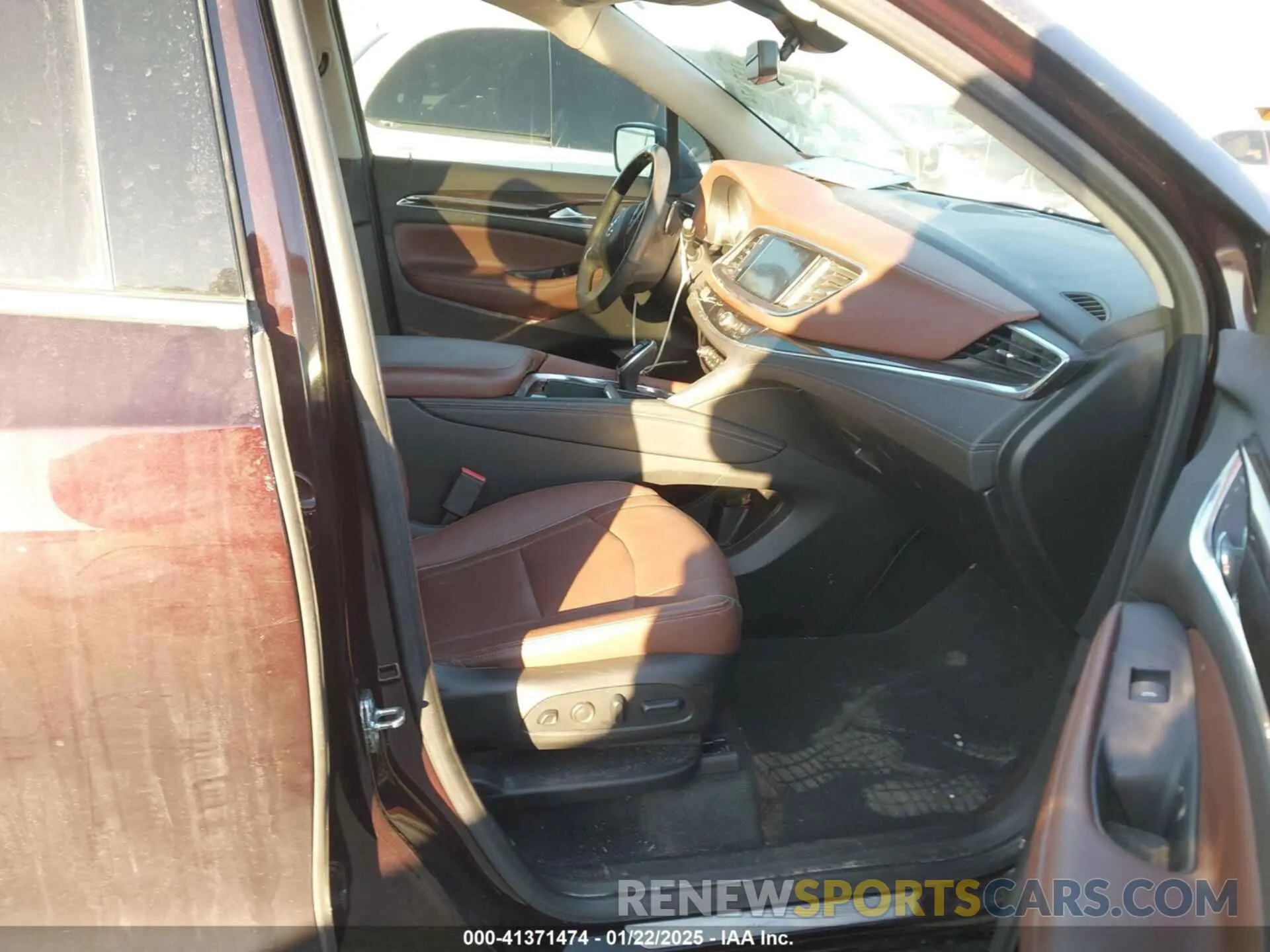 5 Photograph of a damaged car 5GAERDKW7MJ215655 BUICK ENCLAVE 2021