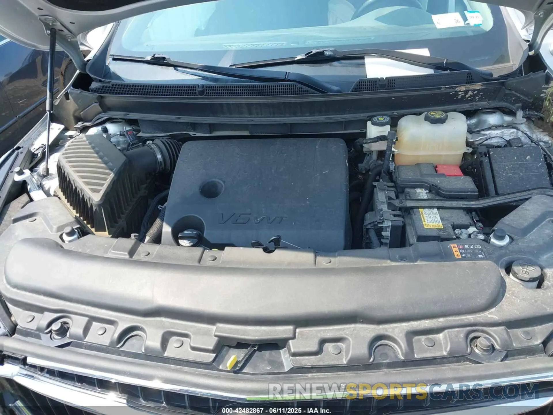 10 Photograph of a damaged car 5GAEVAKW0MJ243405 BUICK ENCLAVE 2021