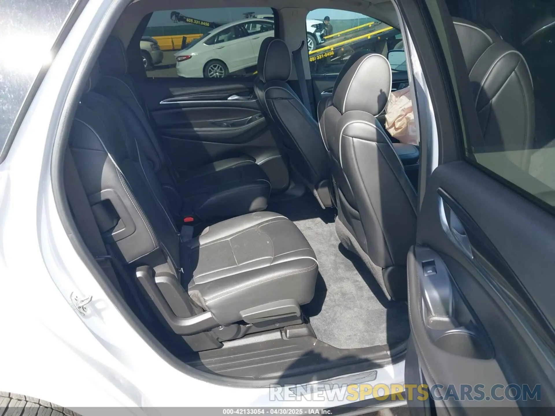 8 Photograph of a damaged car 5GAEVCKW0MJ112499 BUICK ENCLAVE 2021