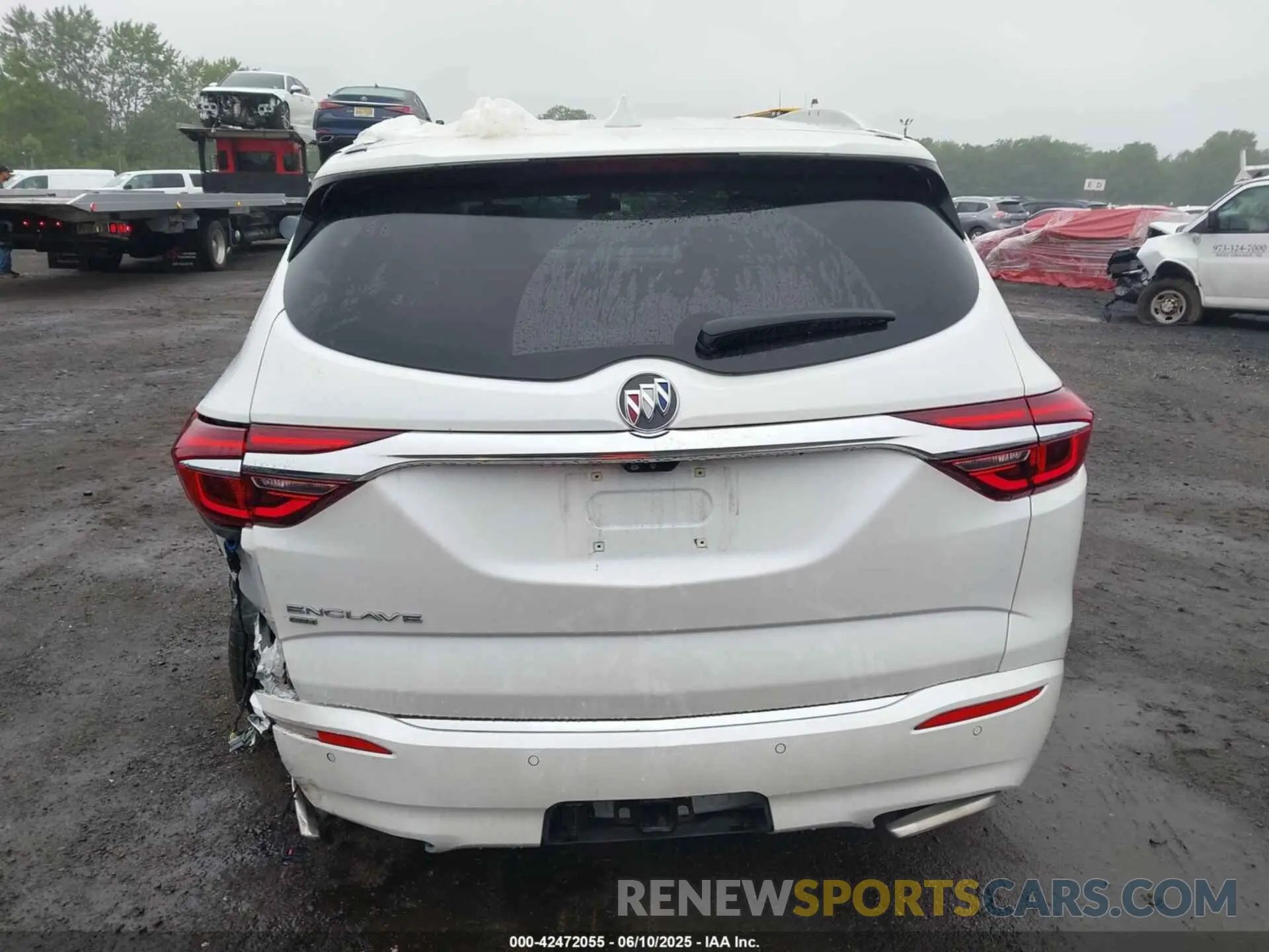 18 Photograph of a damaged car 5GAEVCKW9MJ256505 BUICK ENCLAVE 2021