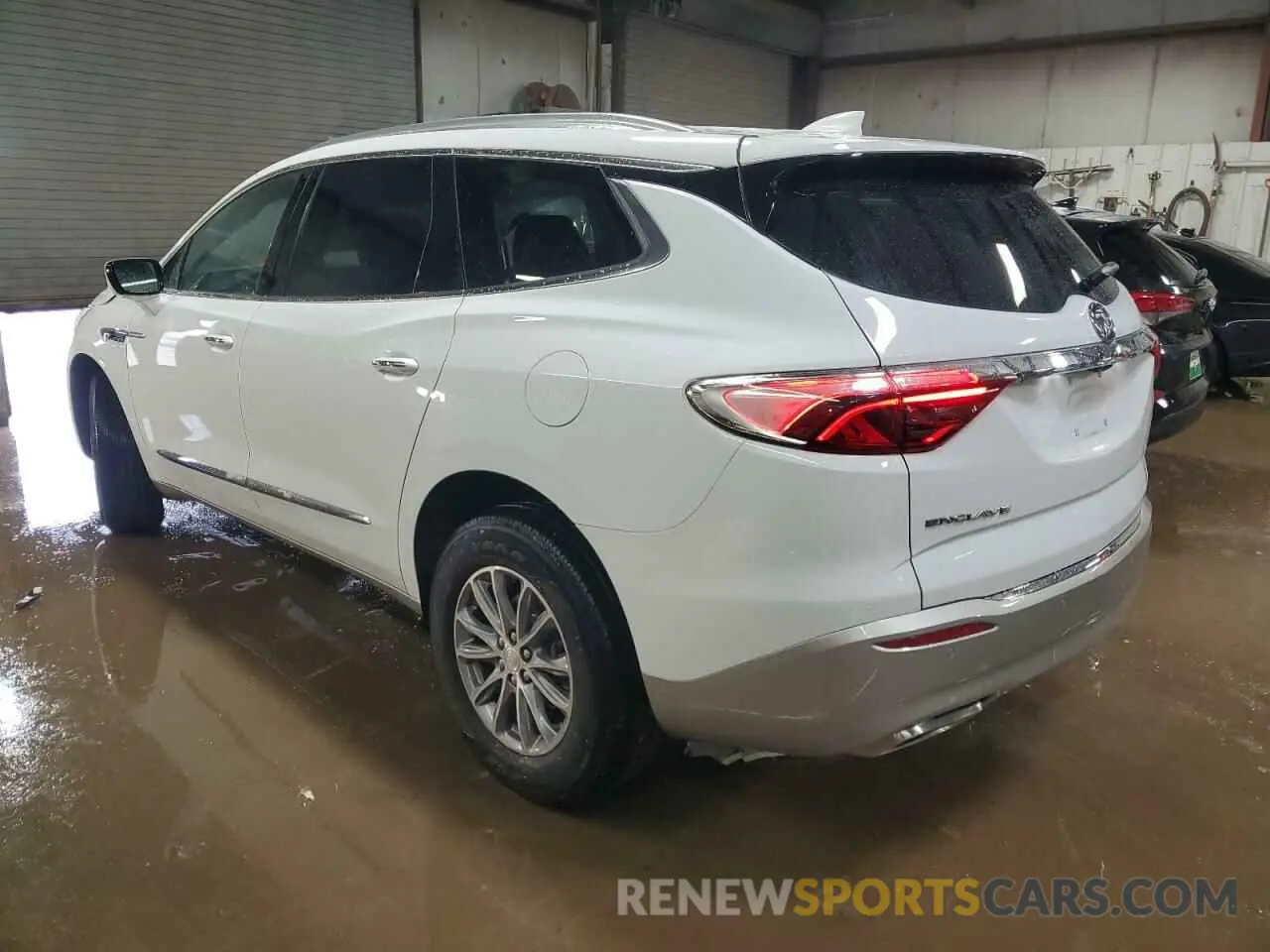 2 Photograph of a damaged car 5GAERBKW3NJ169229 BUICK ENCLAVE 2022