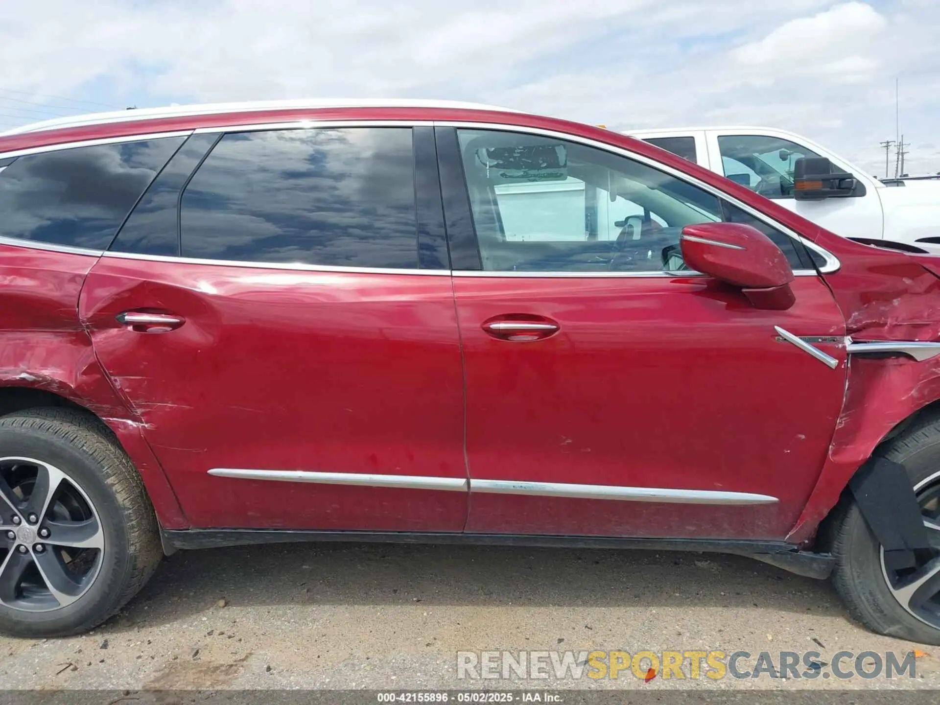 13 Photograph of a damaged car 5GAERBKW5NJ126429 BUICK ENCLAVE 2022