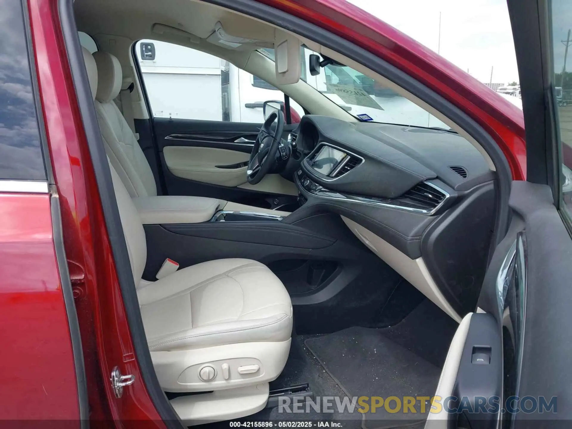 5 Photograph of a damaged car 5GAERBKW5NJ126429 BUICK ENCLAVE 2022