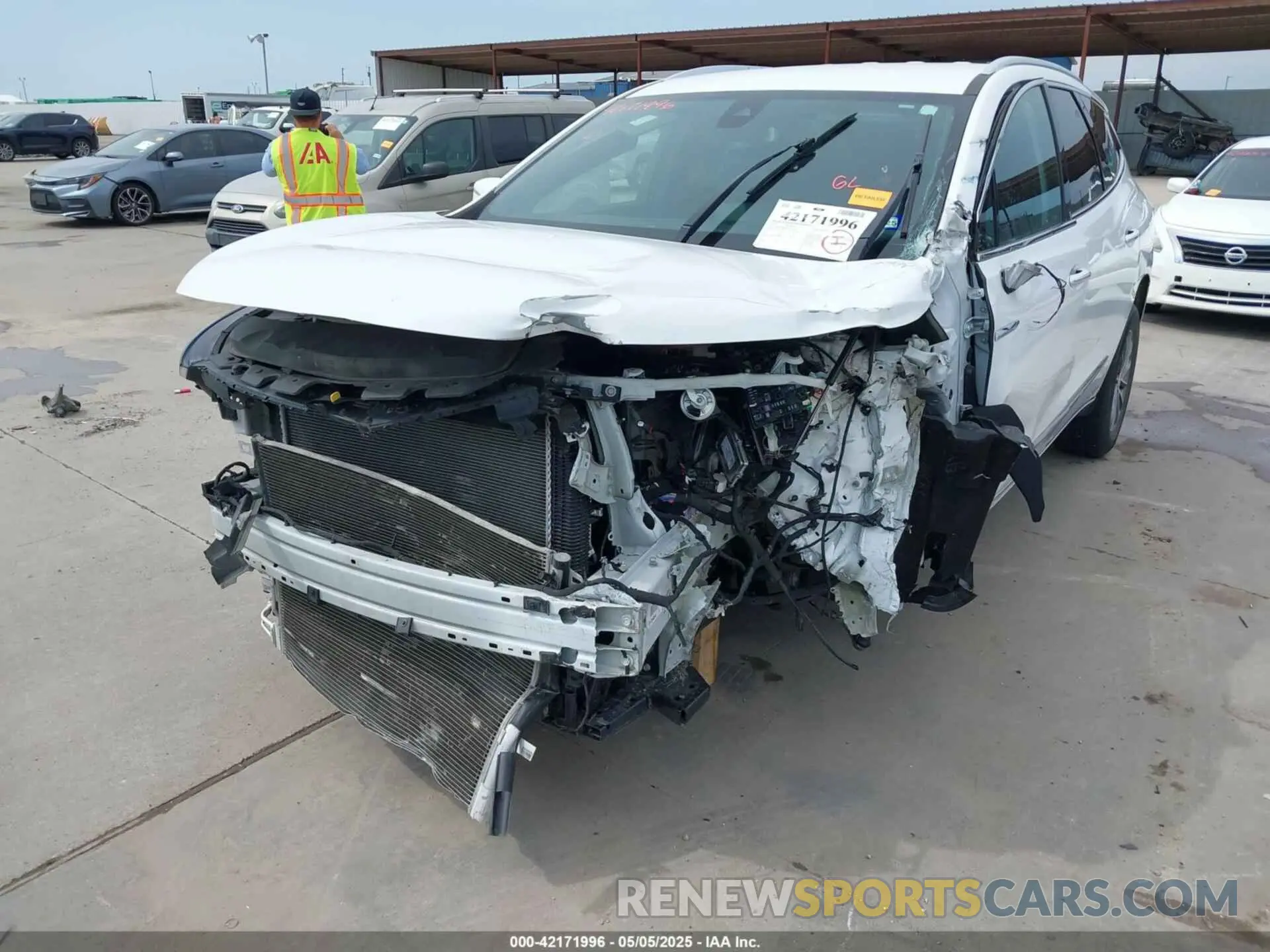 6 Photograph of a damaged car 5GAERBKW6NJ113463 BUICK ENCLAVE 2022