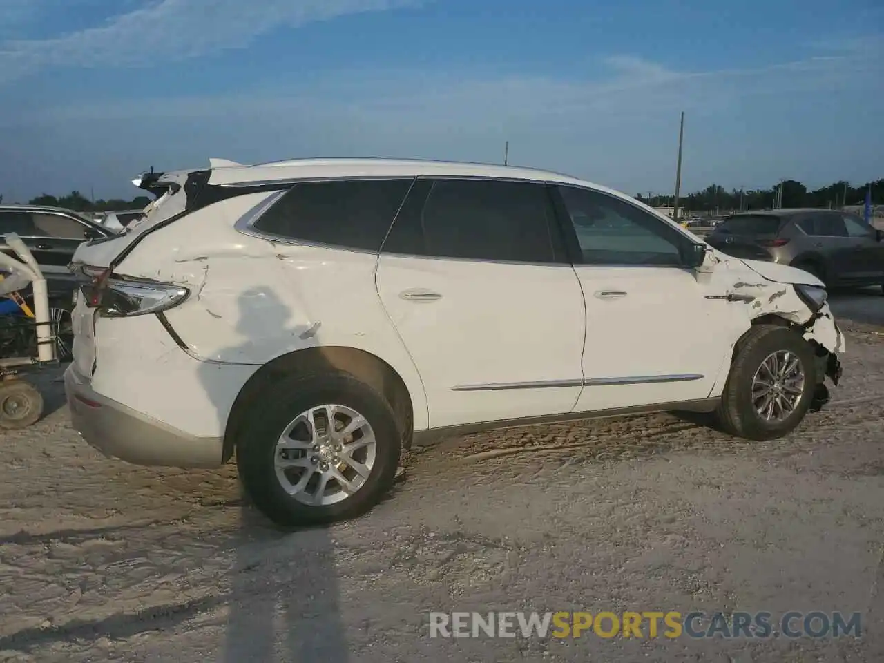 3 Photograph of a damaged car 5GAERCKW4NJ134575 BUICK ENCLAVE 2022