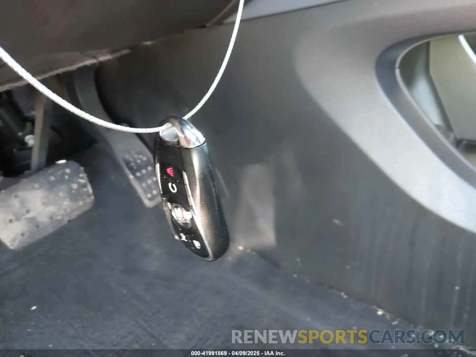 11 Photograph of a damaged car 5GAERCKW9NJ128352 BUICK ENCLAVE 2022