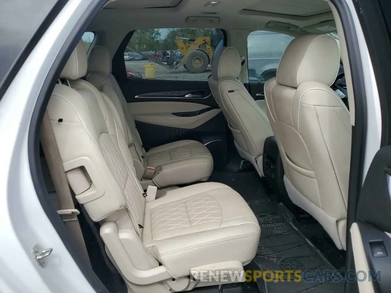 11 Photograph of a damaged car 5GAERDKW1NJ102821 BUICK ENCLAVE 2022