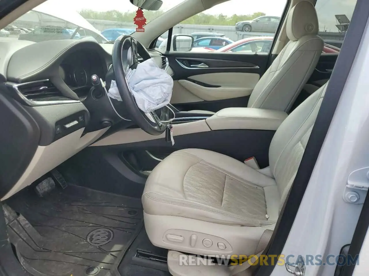 7 Photograph of a damaged car 5GAERDKW1NJ102821 BUICK ENCLAVE 2022