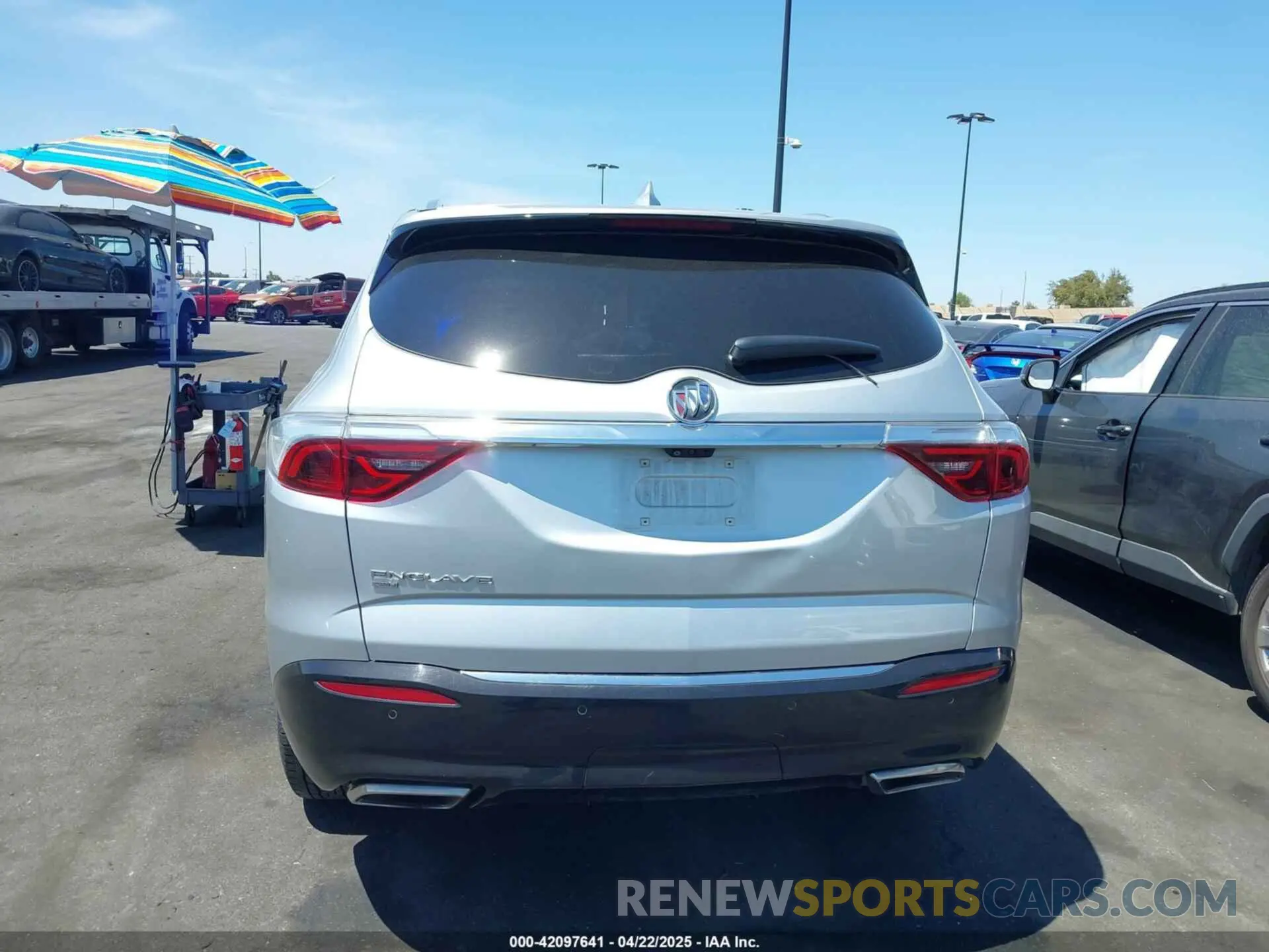 16 Photograph of a damaged car 5GAEVBKW1NJ113107 BUICK ENCLAVE 2022