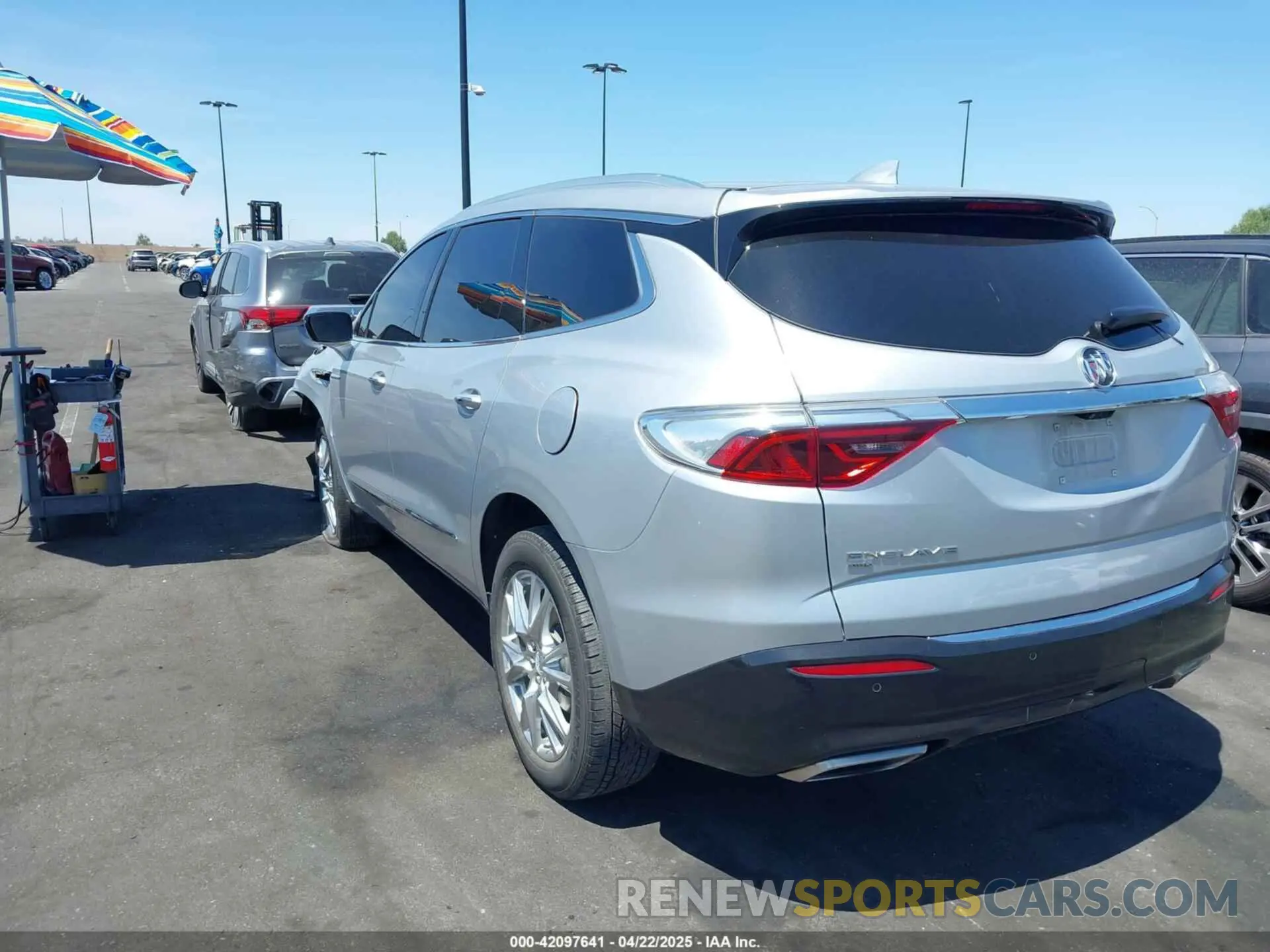 3 Photograph of a damaged car 5GAEVBKW1NJ113107 BUICK ENCLAVE 2022