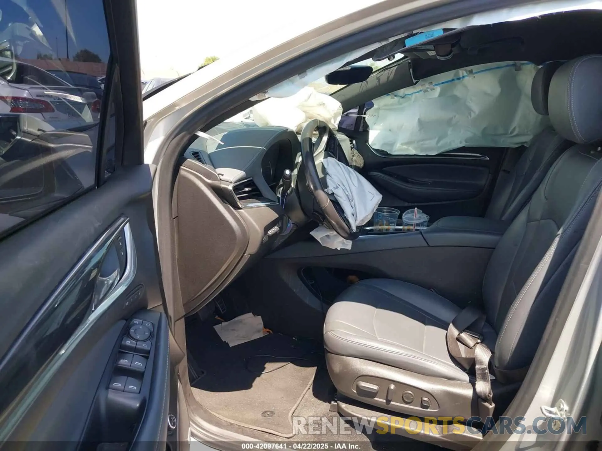 5 Photograph of a damaged car 5GAEVBKW1NJ113107 BUICK ENCLAVE 2022