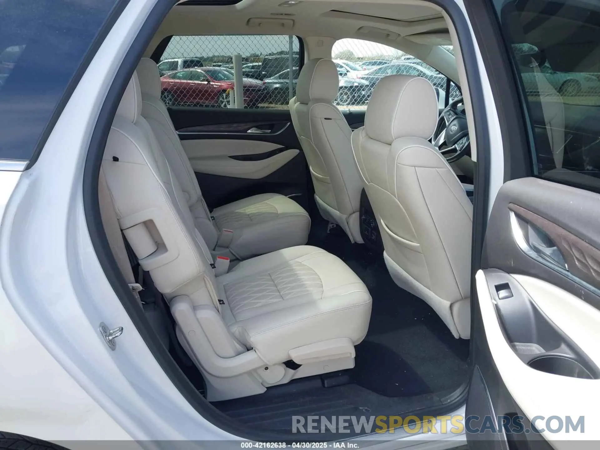 8 Photograph of a damaged car 5GAEVCKWXNJ100071 BUICK ENCLAVE 2022