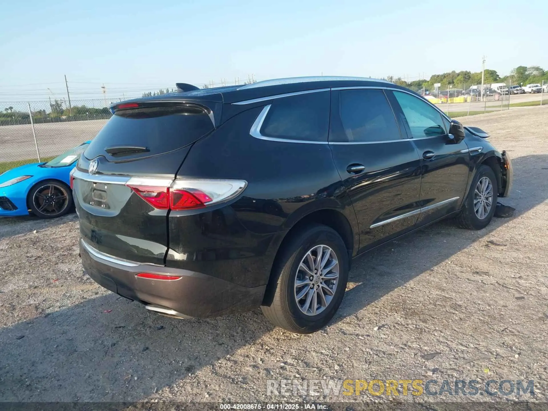 4 Photograph of a damaged car 5GAERBKW4PJ134394 BUICK ENCLAVE 2023
