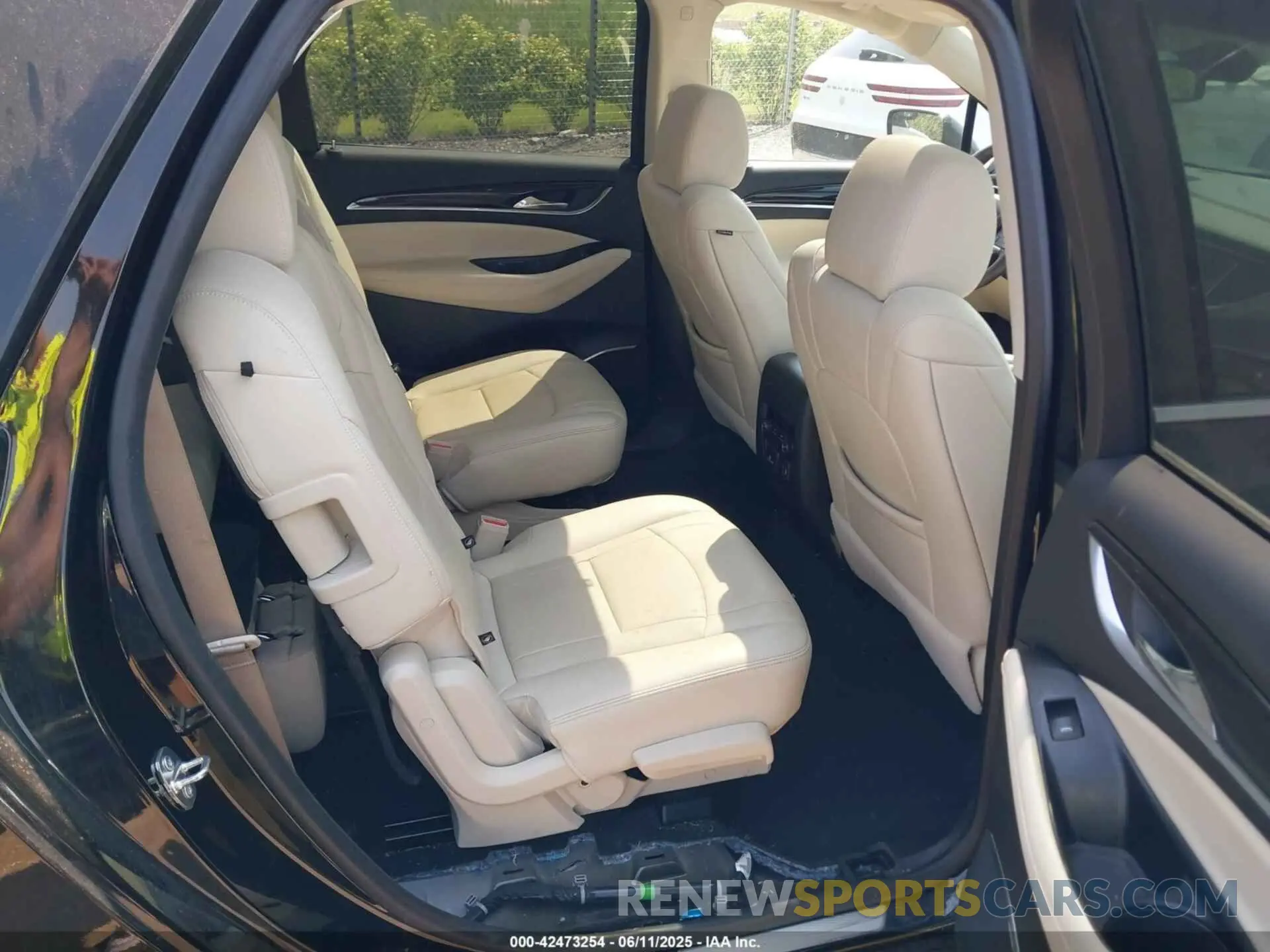 8 Photograph of a damaged car 5GAEVAKW5PJ162811 BUICK ENCLAVE 2023