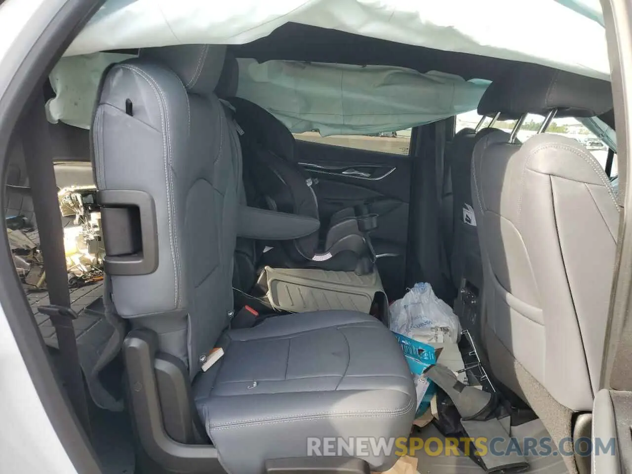 10 Photograph of a damaged car 5GAEVBKW1PJ187386 BUICK ENCLAVE 2023