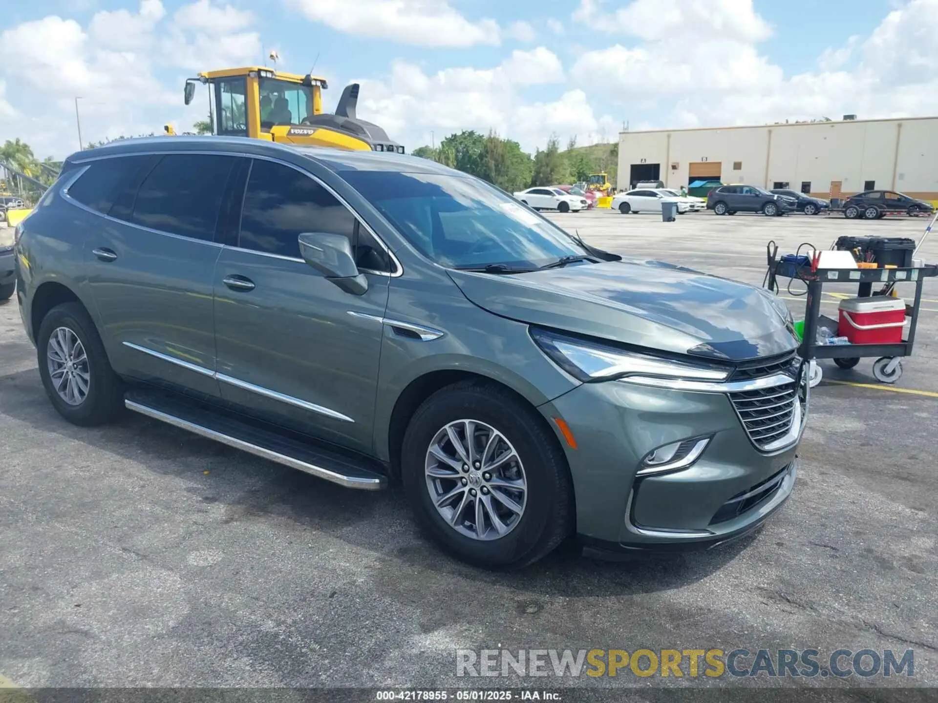 1 Photograph of a damaged car 5GAERBKW7RJ102915 BUICK ENCLAVE 2024
