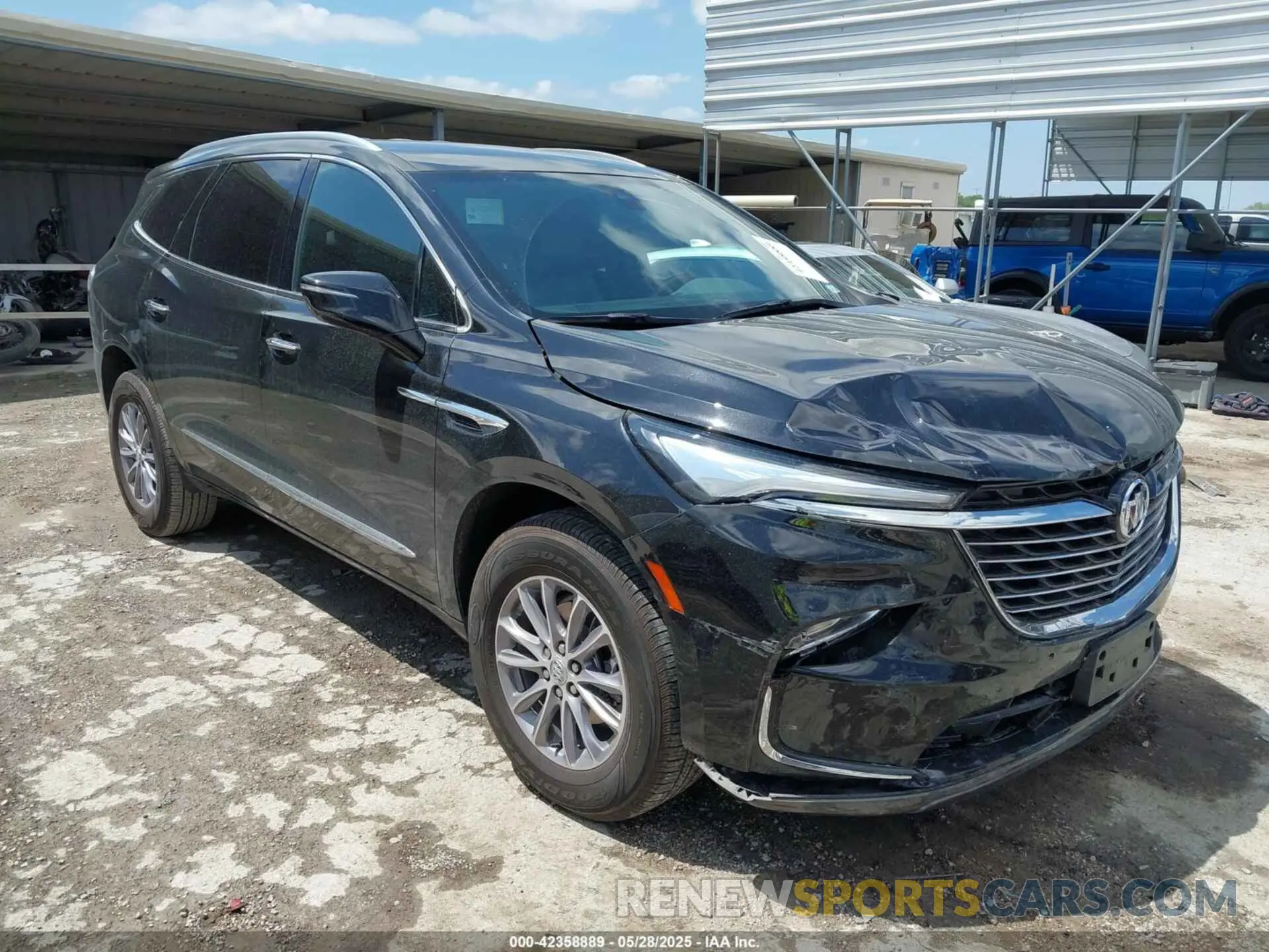 1 Photograph of a damaged car 5GAERBKW7RJ116894 BUICK ENCLAVE 2024