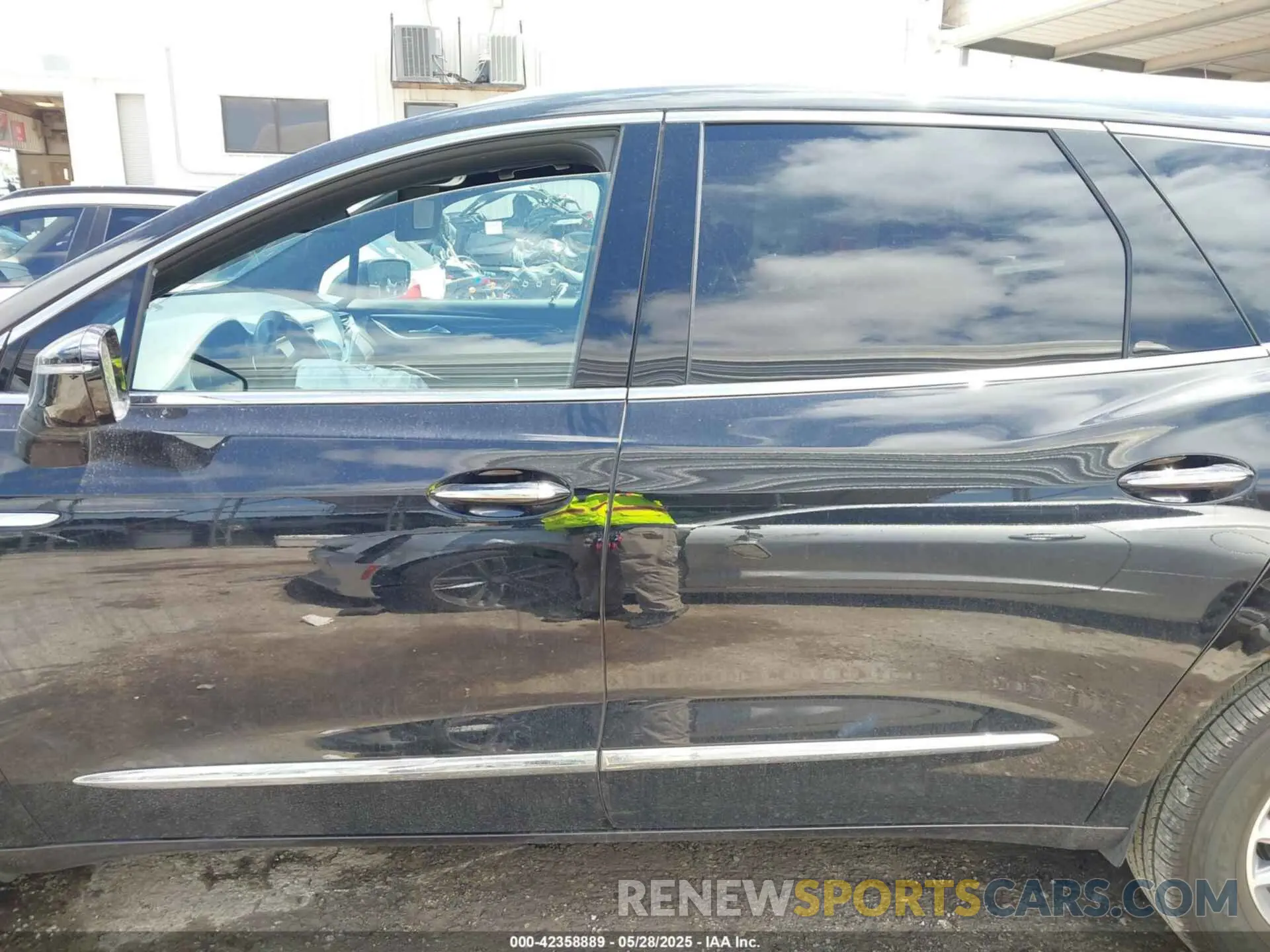 14 Photograph of a damaged car 5GAERBKW7RJ116894 BUICK ENCLAVE 2024