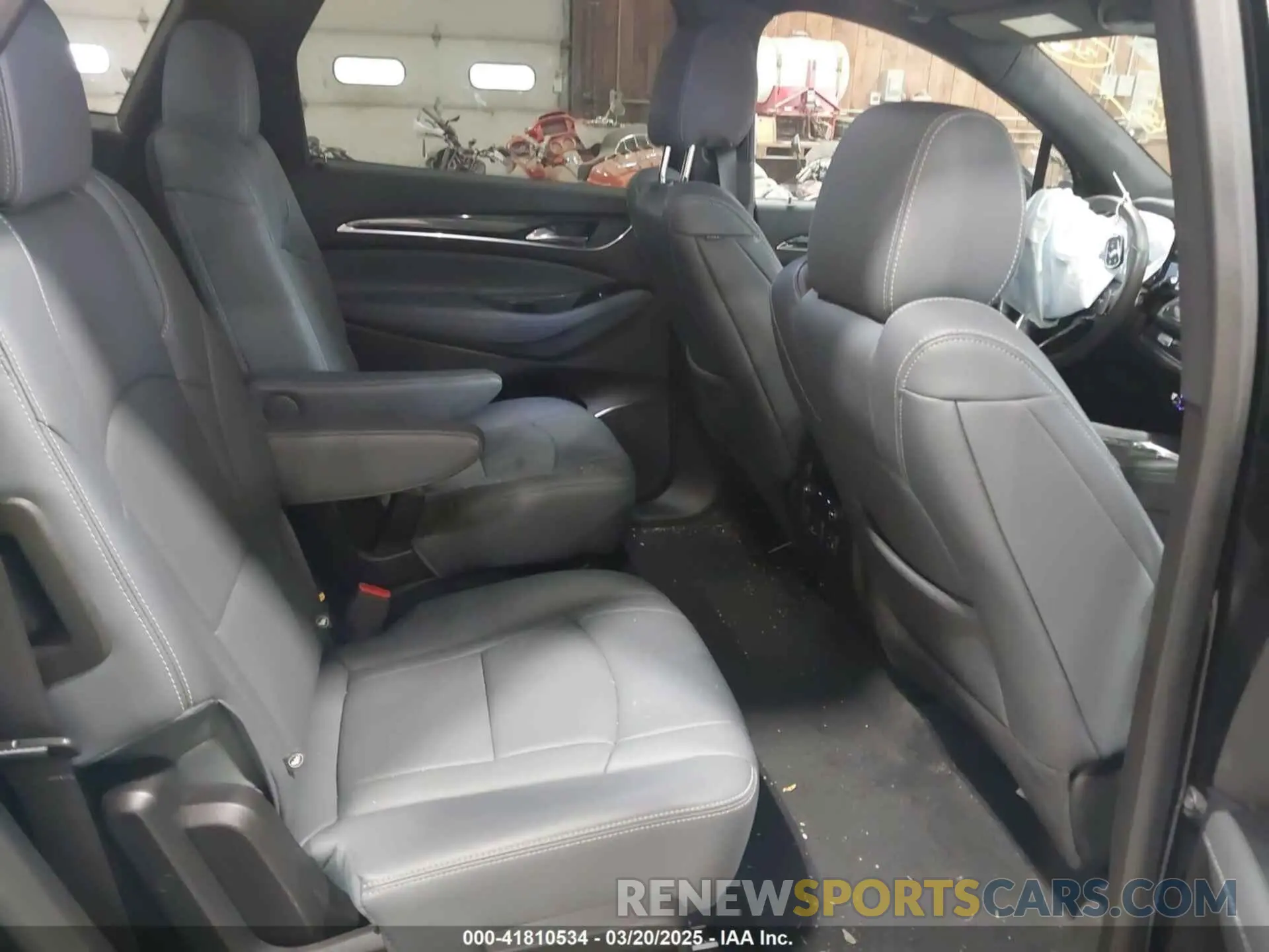 8 Photograph of a damaged car 5GAERBKW7RJ127023 BUICK ENCLAVE 2024