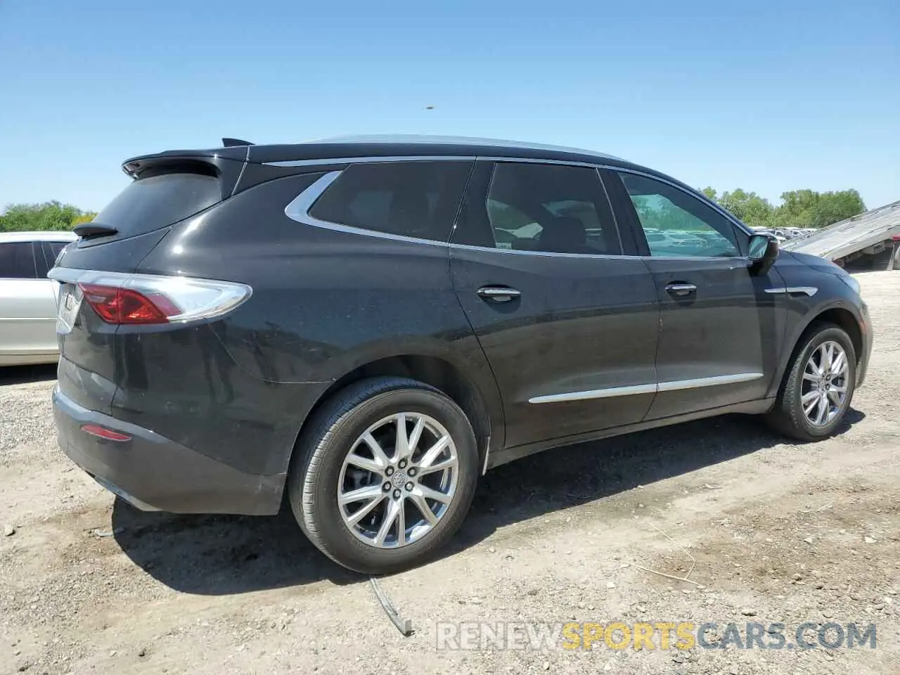 3 Photograph of a damaged car 5GAERBKW8RJ132053 BUICK ENCLAVE 2024
