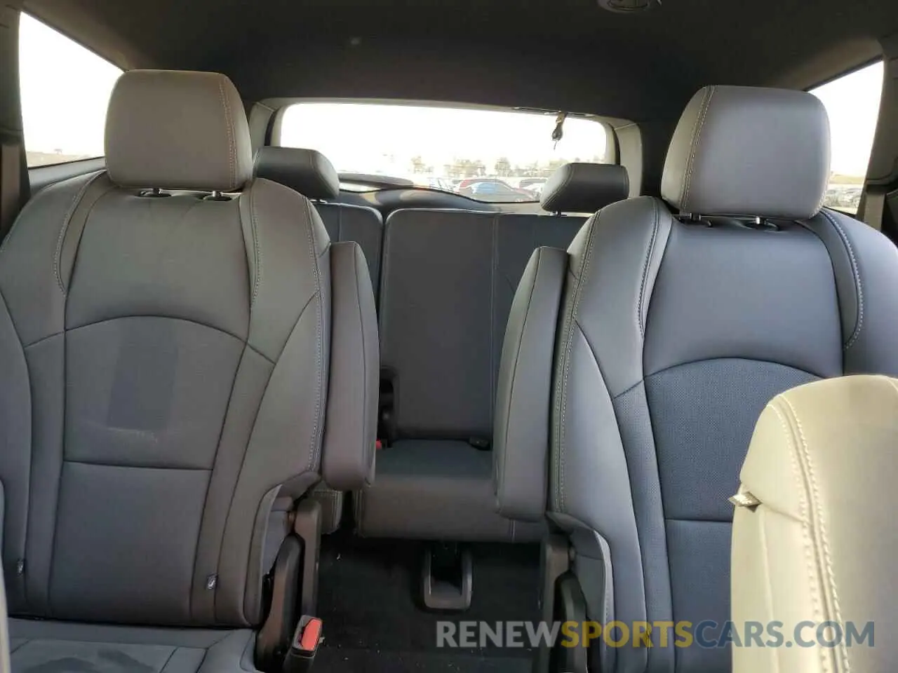 10 Photograph of a damaged car 5GAERBKWXRJ113486 BUICK ENCLAVE 2024