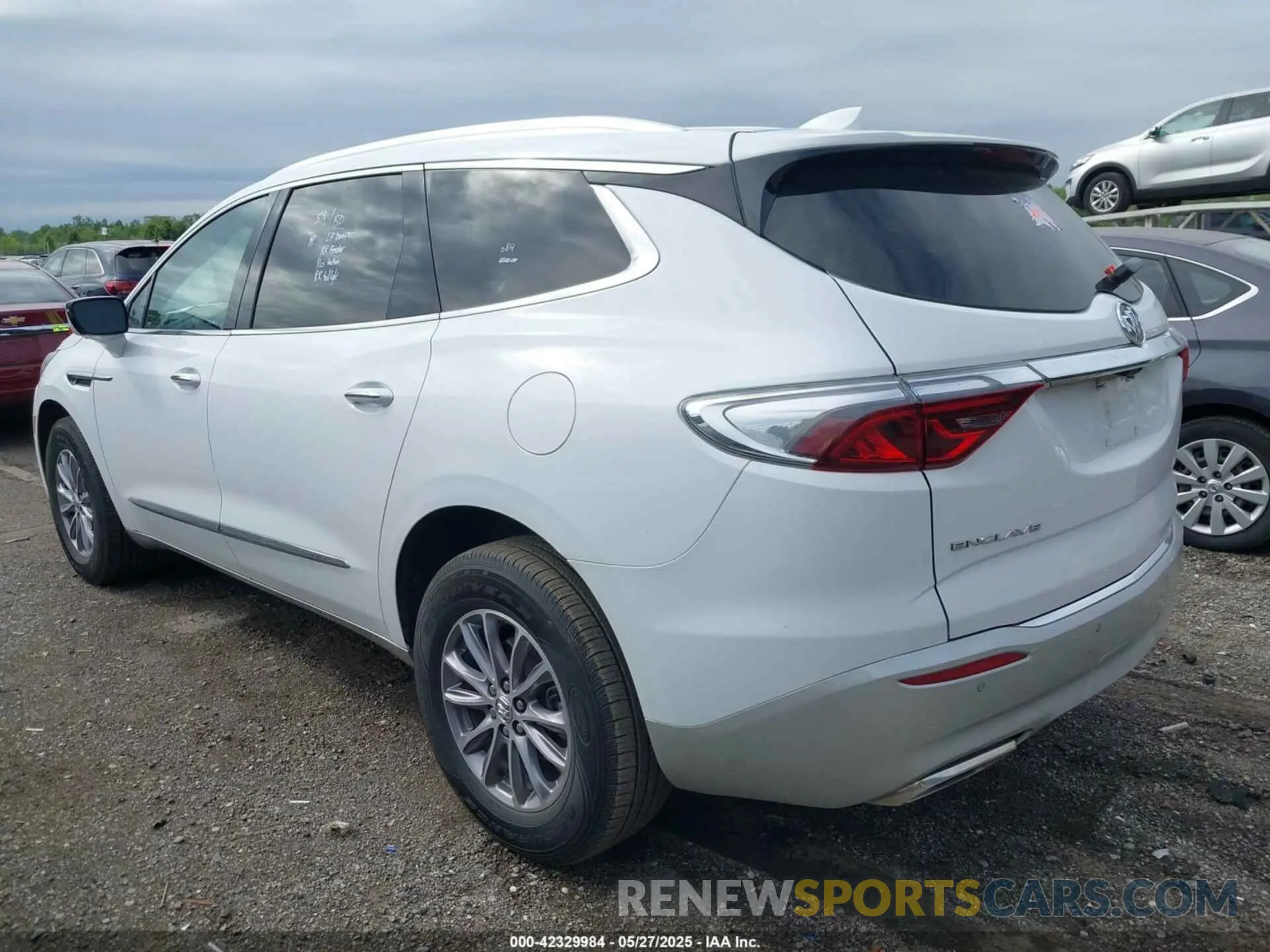 3 Photograph of a damaged car 5GAERCKW1RJ126908 BUICK ENCLAVE 2024