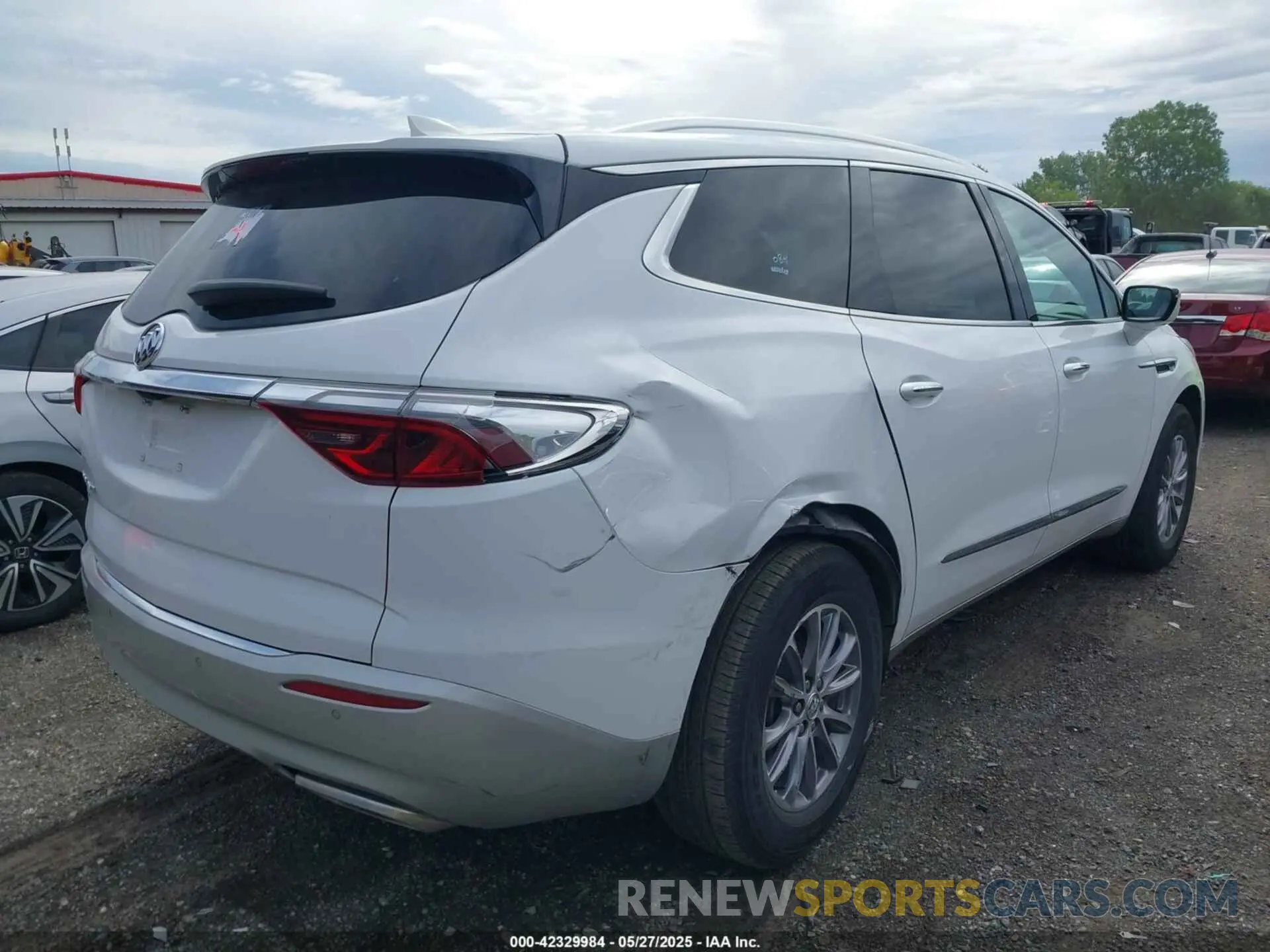 4 Photograph of a damaged car 5GAERCKW1RJ126908 BUICK ENCLAVE 2024