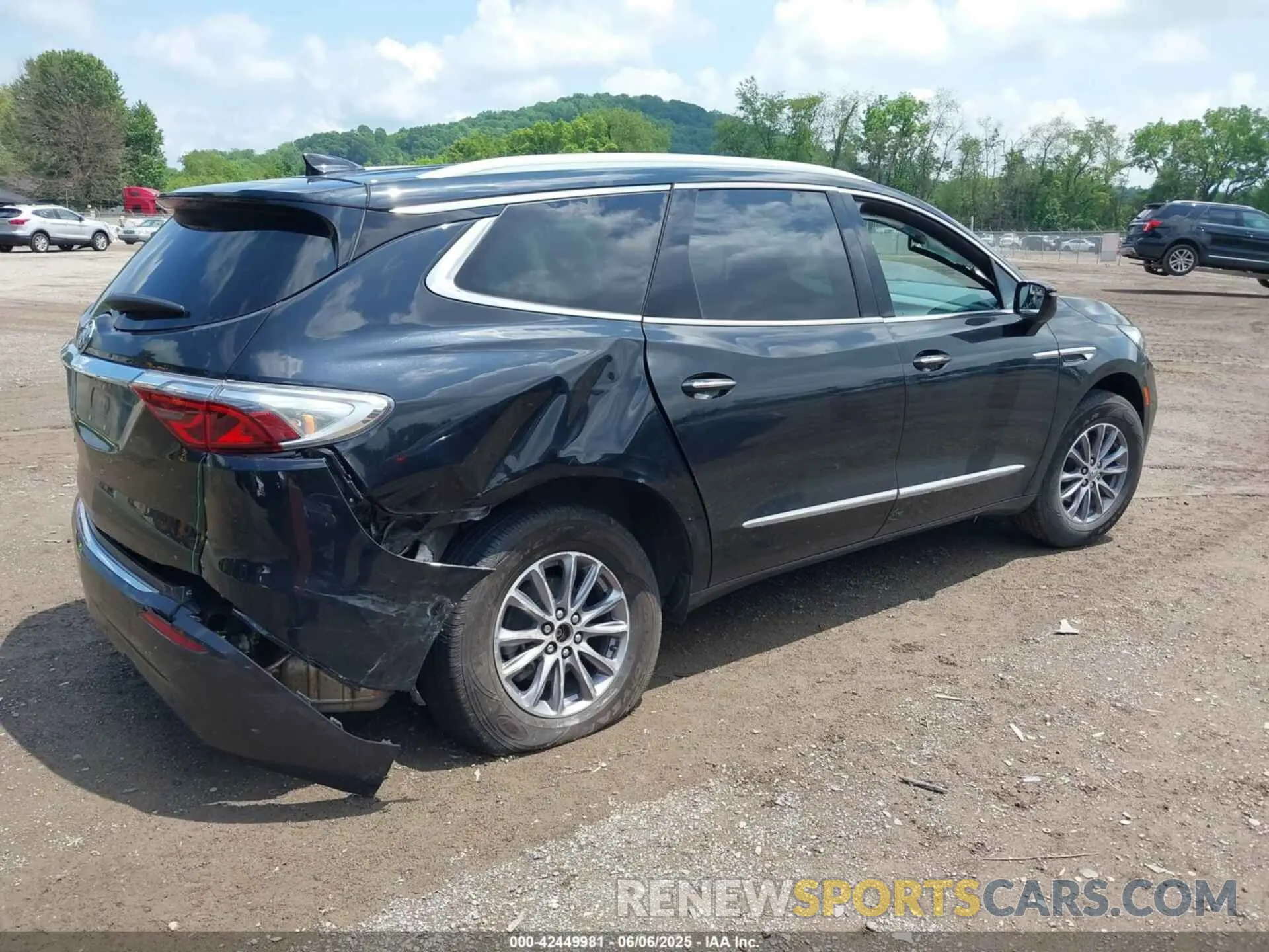 4 Photograph of a damaged car 5GAEVAKW9RJ102310 BUICK ENCLAVE 2024