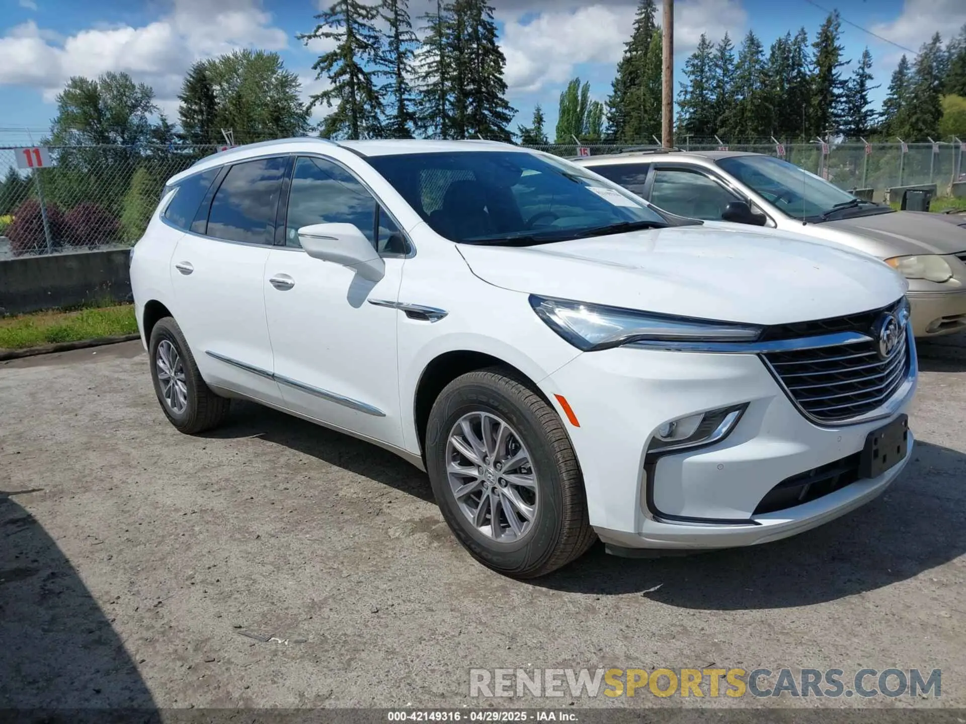 1 Photograph of a damaged car 5GAEVBKW0RJ127425 BUICK ENCLAVE 2024