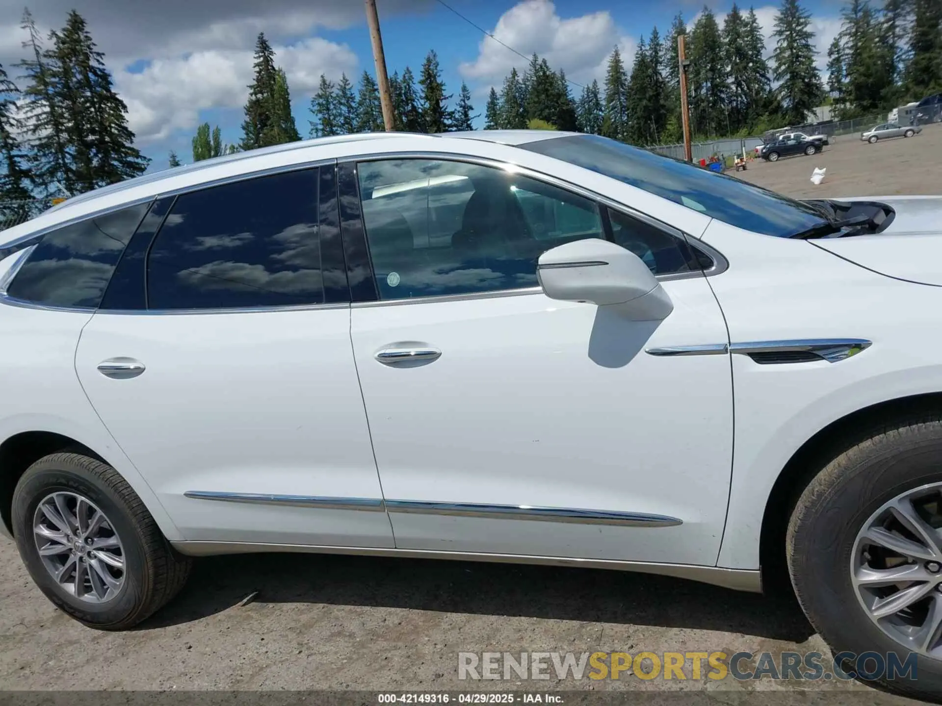 13 Photograph of a damaged car 5GAEVBKW0RJ127425 BUICK ENCLAVE 2024
