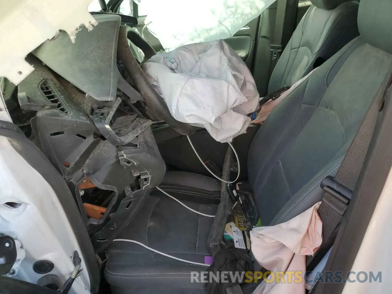 7 Photograph of a damaged car 5GAEVBKW1RJ124128 BUICK ENCLAVE 2024