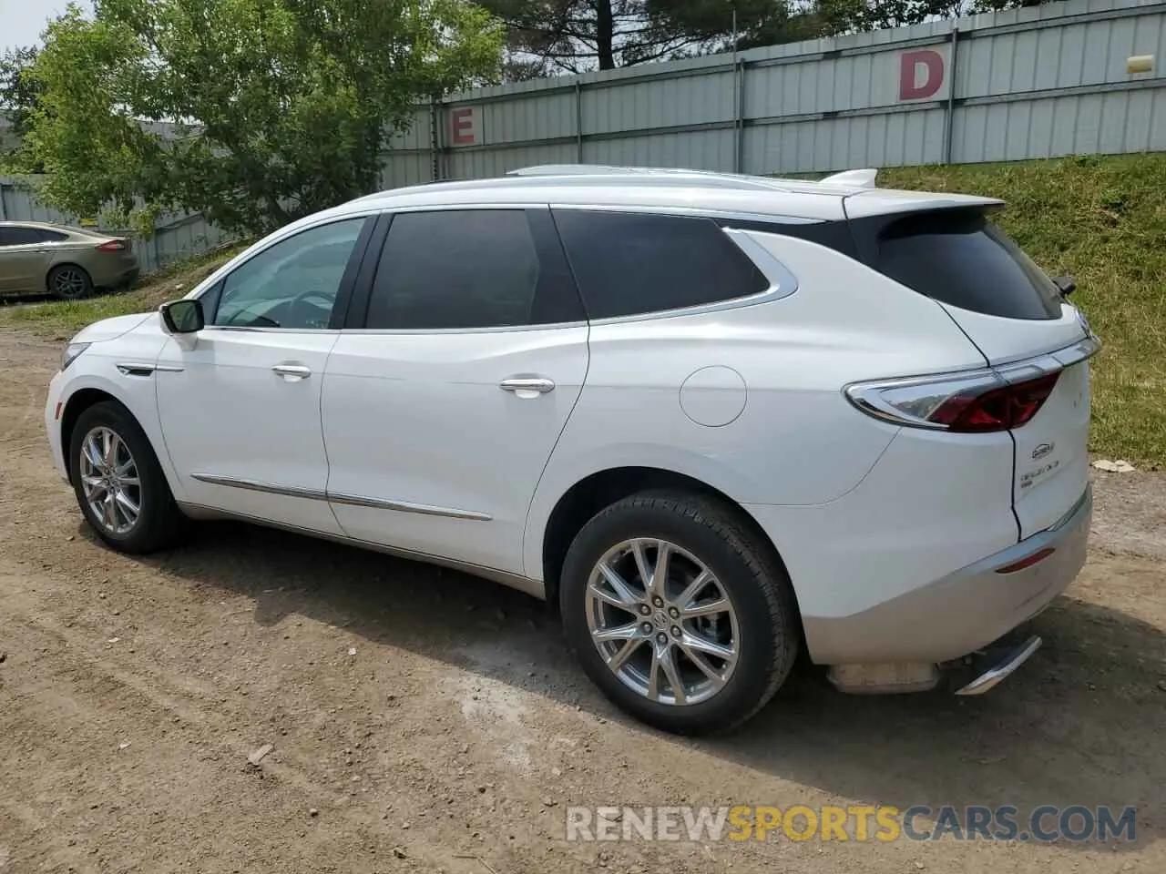 2 Photograph of a damaged car 5GAEVBKW7RJ110198 BUICK ENCLAVE 2024