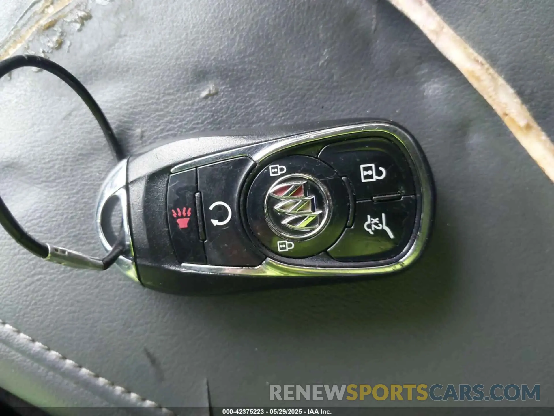 11 Photograph of a damaged car 5GAEVBKW8RJ125454 BUICK ENCLAVE 2024