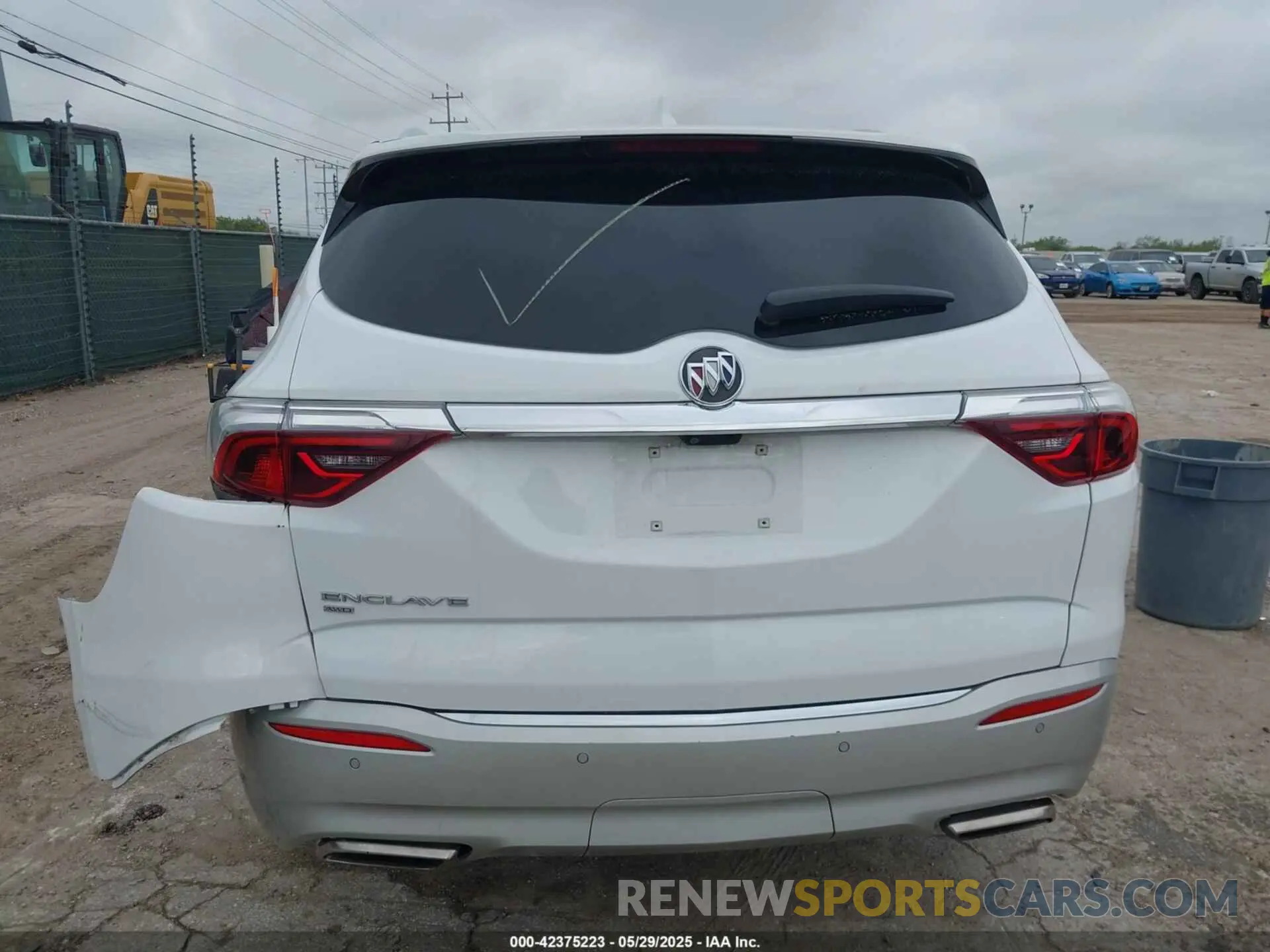17 Photograph of a damaged car 5GAEVBKW8RJ125454 BUICK ENCLAVE 2024