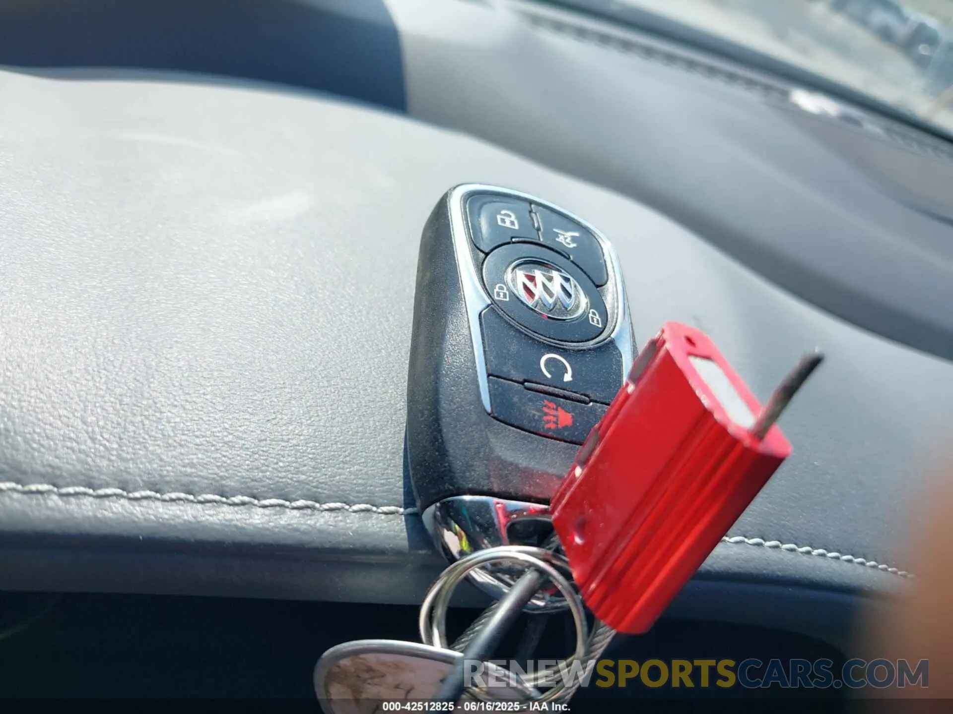 11 Photograph of a damaged car 5GAEVBKWXRJ125309 BUICK ENCLAVE 2024